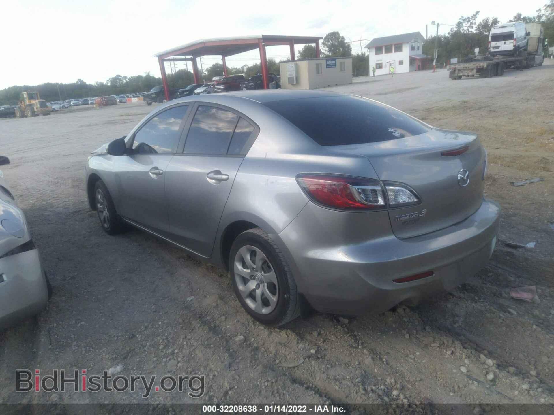 2013 MAZDA MAZDA3 - VIN: JM1BL1TF1D1824448 - Фото 3
