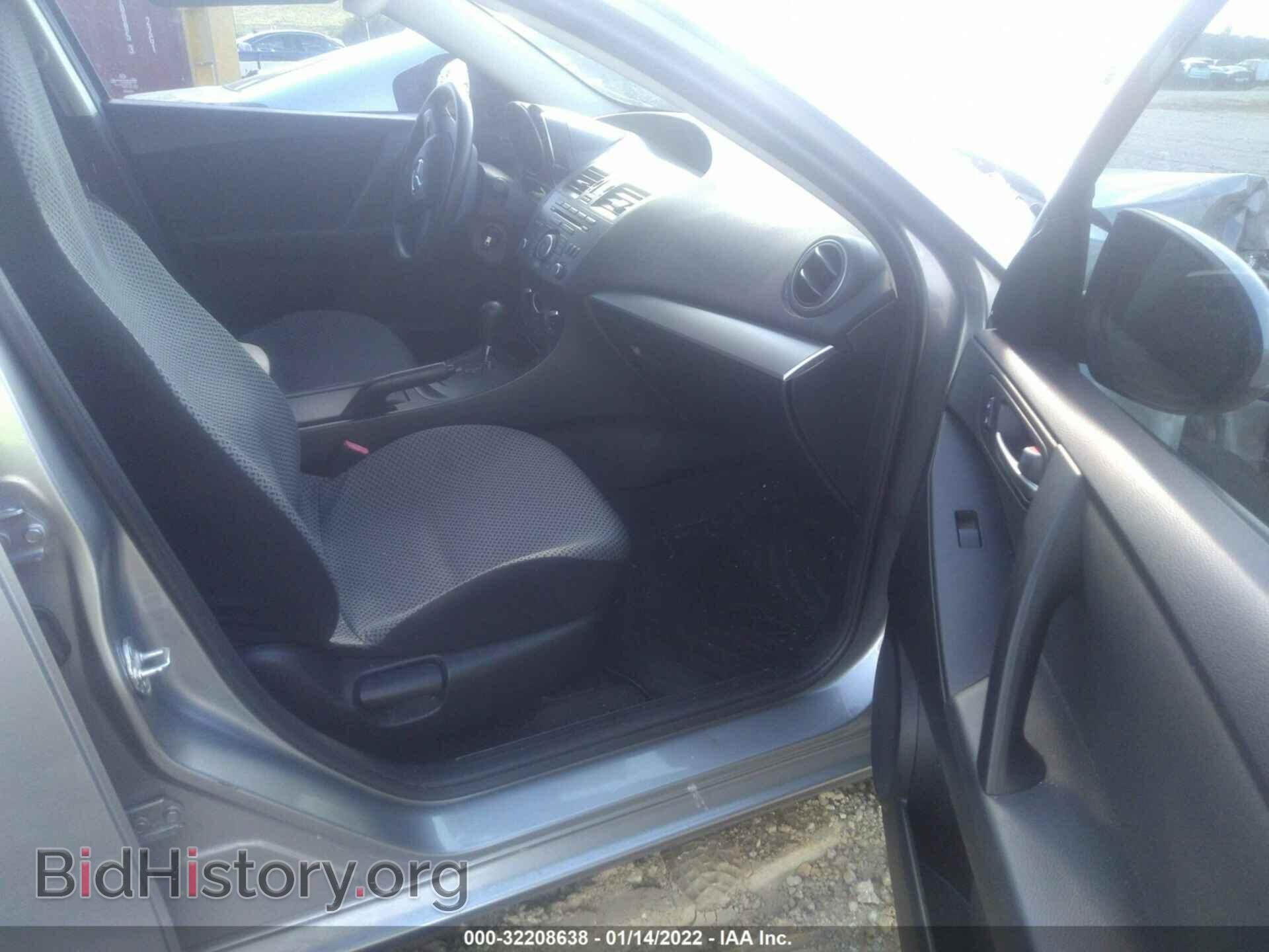 2013 MAZDA MAZDA3 - VIN: JM1BL1TF1D1824448 - Фото 5