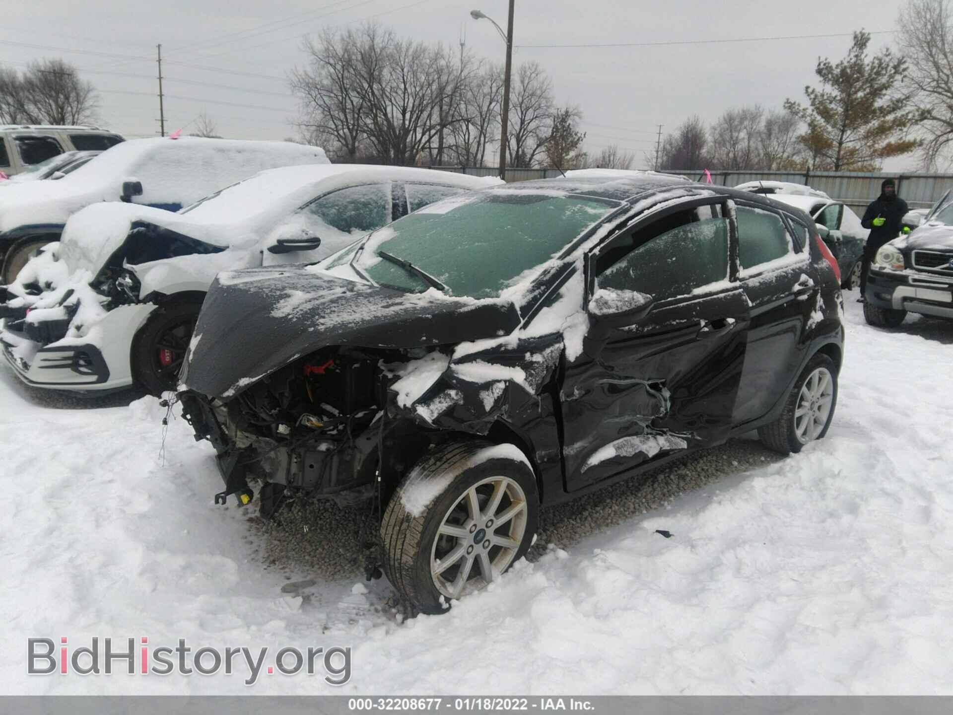 2019 FORD FIESTA - VIN: 3FADP4EJ4KM154609 - Фото 2