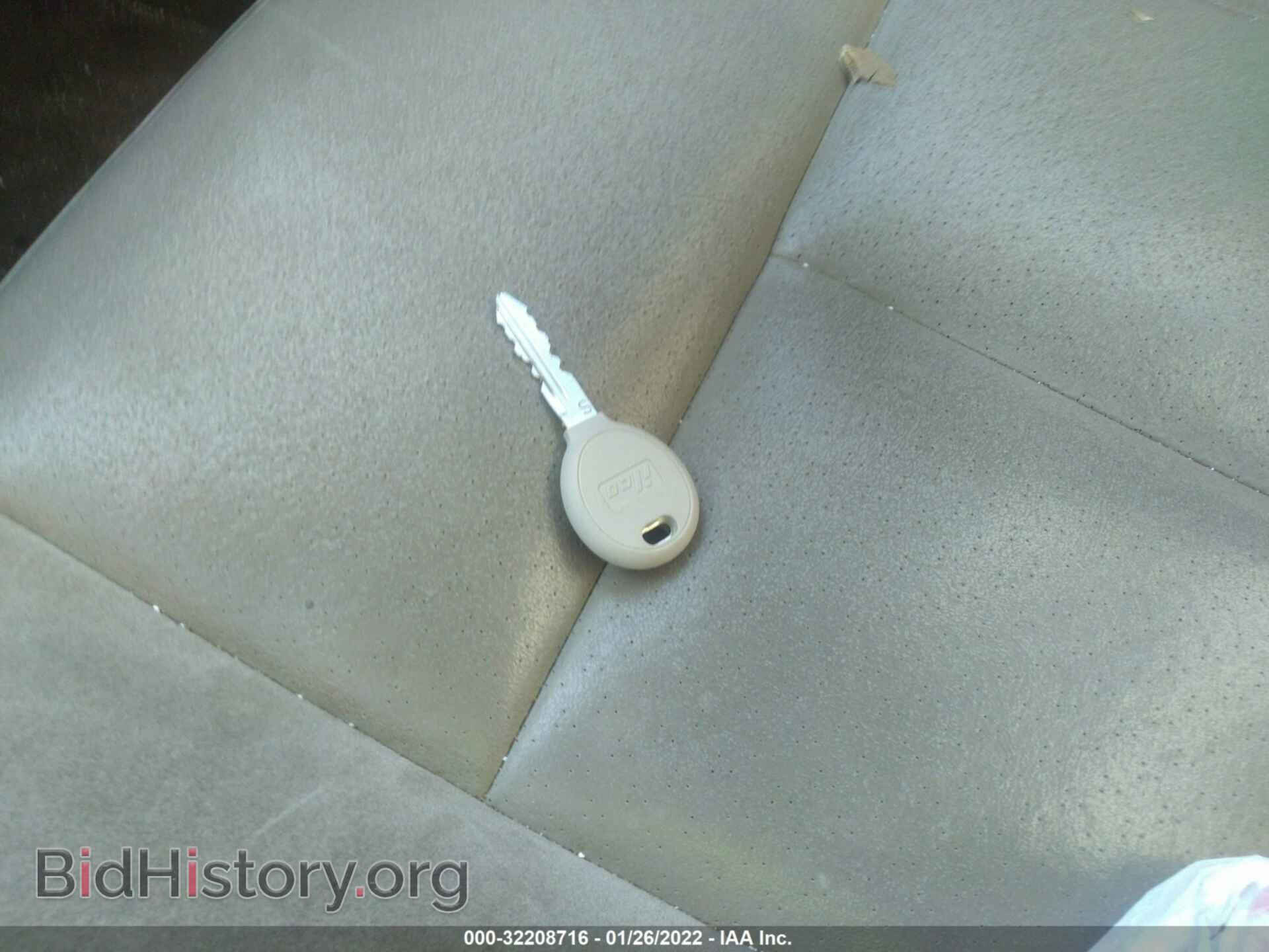 2008 CHRYSLER PACIFICA - VIN: 2A8GF78X28R639921 - Фото 11