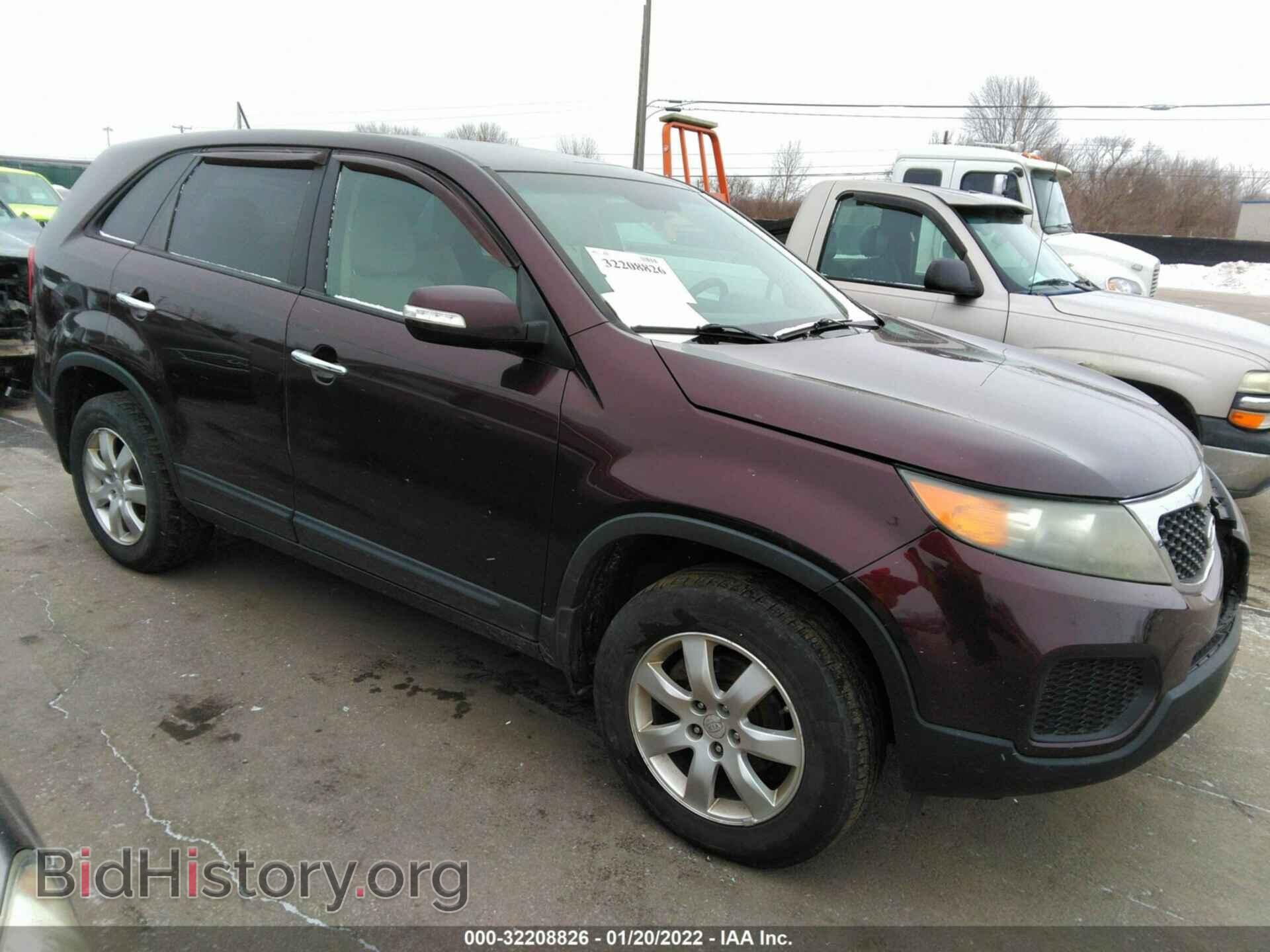 Photo 5XYKTCA14BG082918 - KIA SORENTO 2011