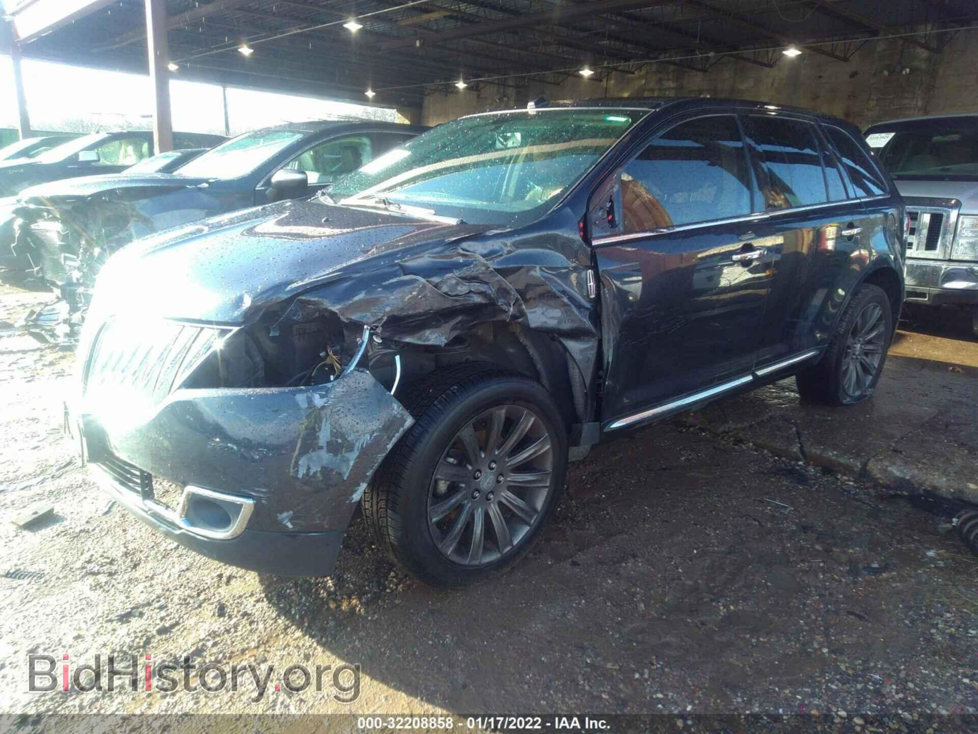 2013 LINCOLN MKX - VIN: 2LMDJ8JK8DBL41146 - Photo 2