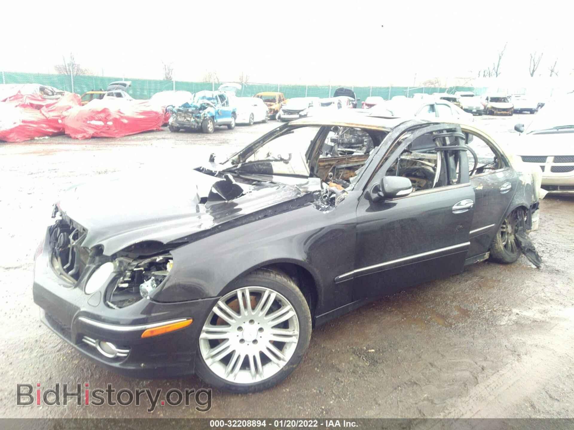2008 MERCEDES-BENZ E-CLASS - VIN: WDBUF87X68B264131 - Фото 2