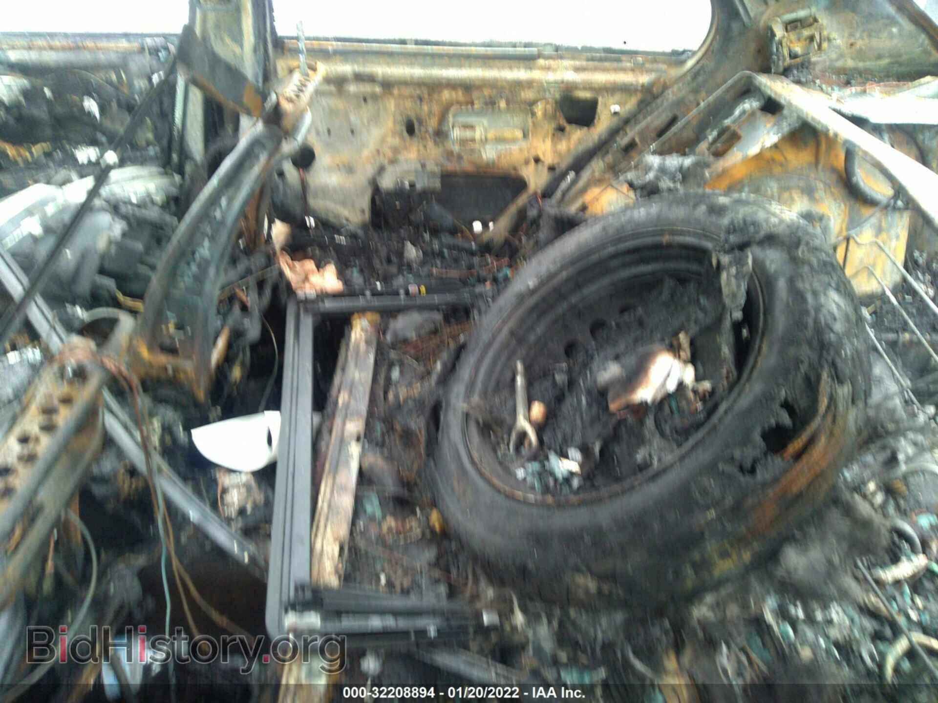 2008 MERCEDES-BENZ E-CLASS - VIN: WDBUF87X68B264131 - Фото 8