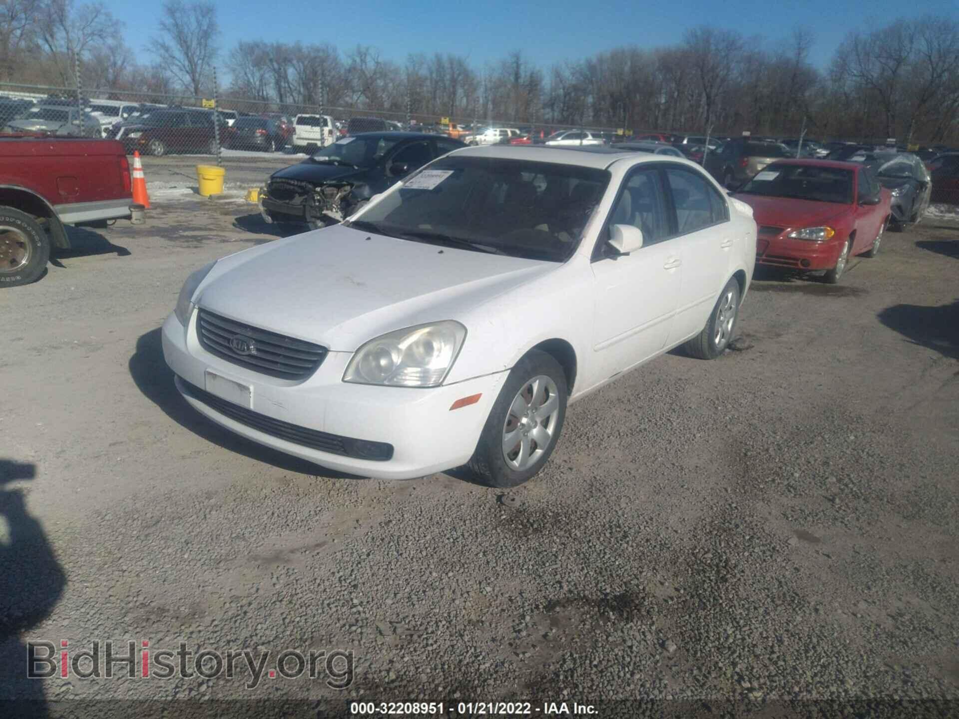 2008 KIA OPTIMA - VIN: KNAGE123085210753 - Фото 2
