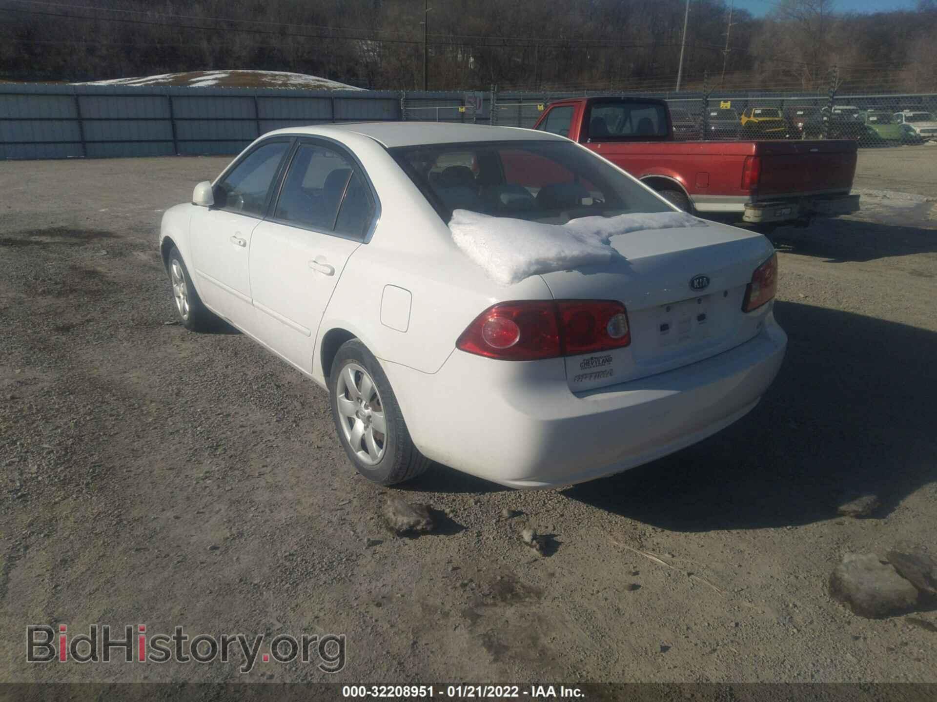 2008 KIA OPTIMA - VIN: KNAGE123085210753 - Фото 3