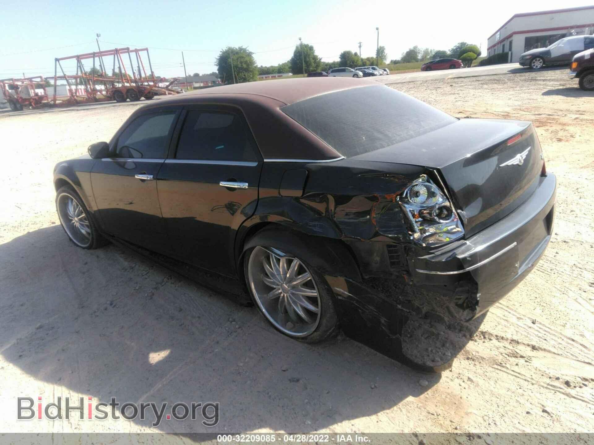 2010 CHRYSLER 300 - VIN: 2C3CA4CD1AH123159 - Фото 3