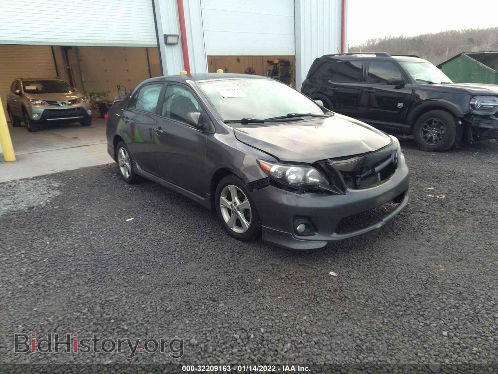 Photo 2T1BU4EE1BC713006 - TOYOTA COROLLA 2011