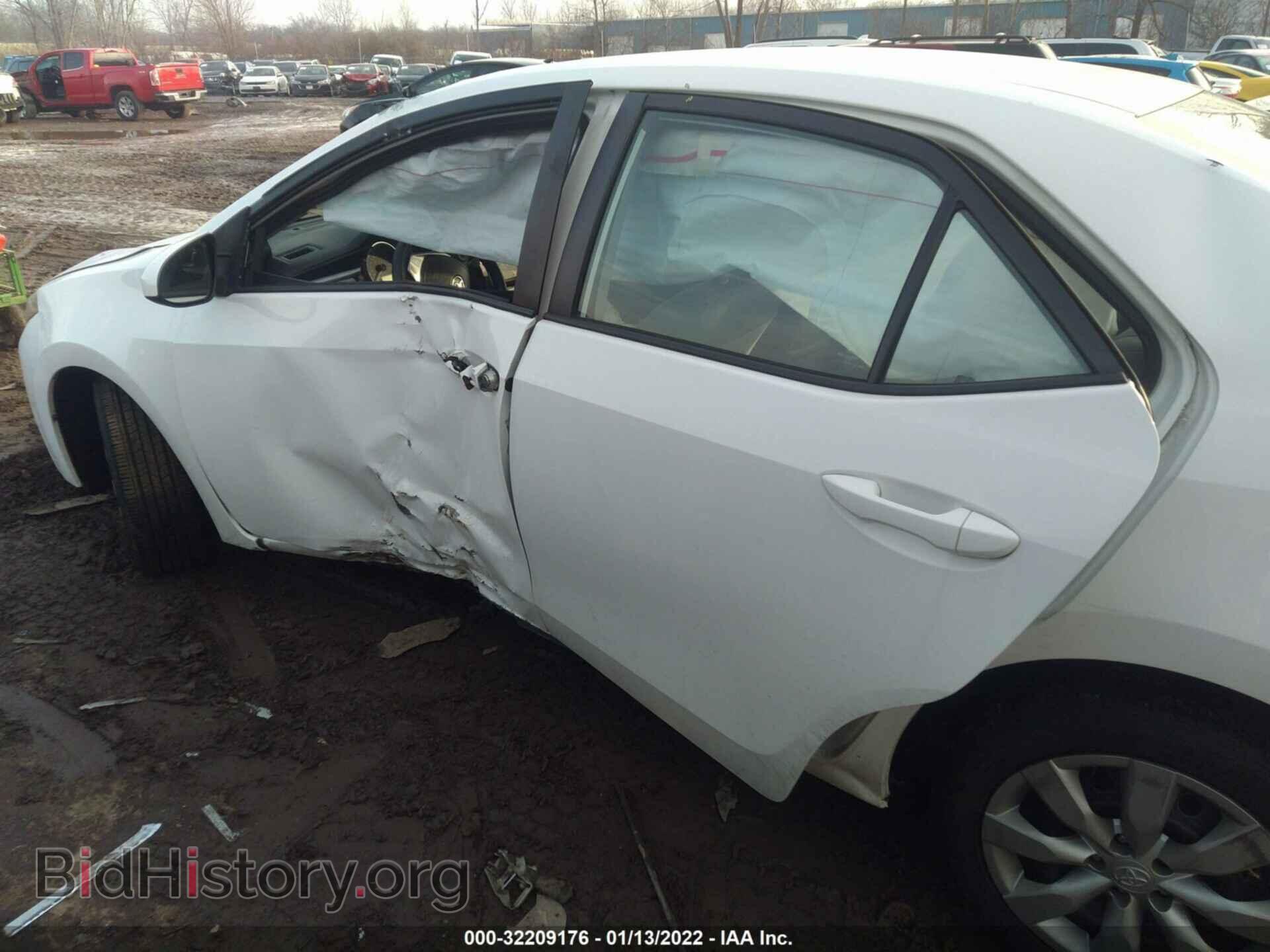 2015 TOYOTA COROLLA - VIN: 2T1BURHE8FC240218 - Фото 6