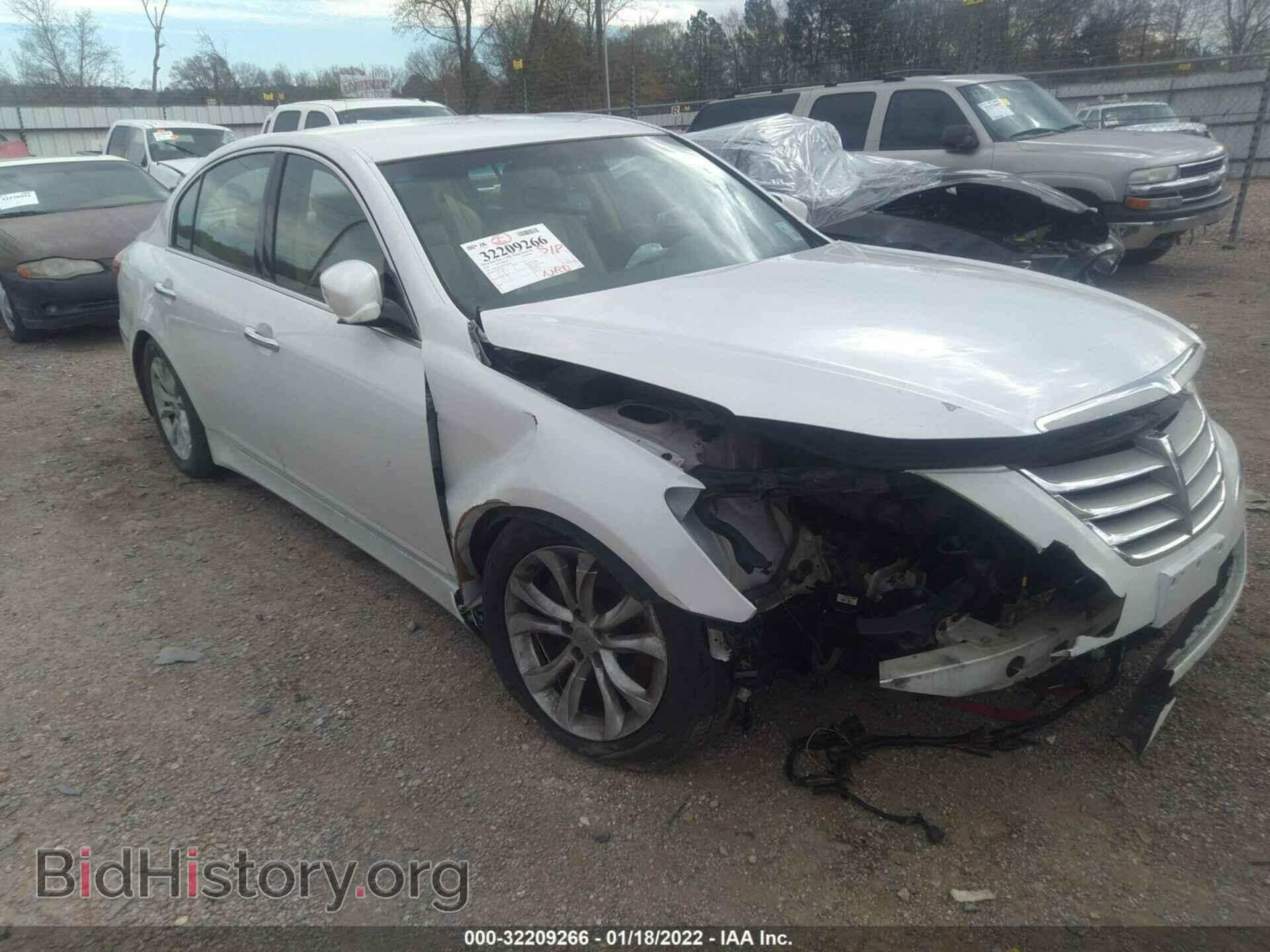 Photo KMHGC4DD9DU246582 - HYUNDAI GENESIS 2013