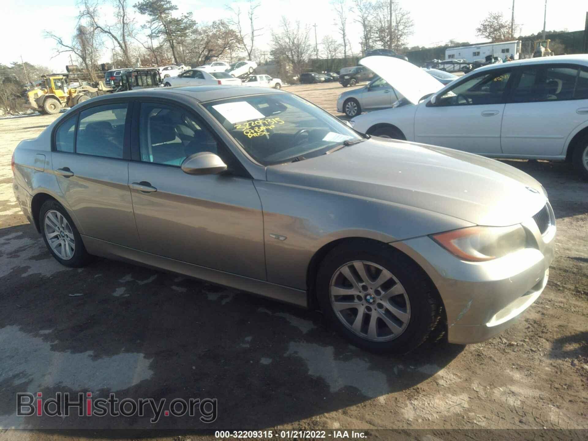 Photo WBAVA37547NL13021 - BMW 3 SERIES 2007