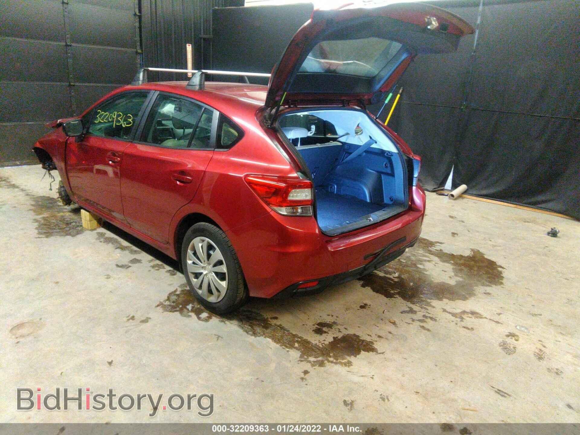 2018 SUBARU IMPREZA - VIN: 4S3GTAA65J1730352 - Фото 3