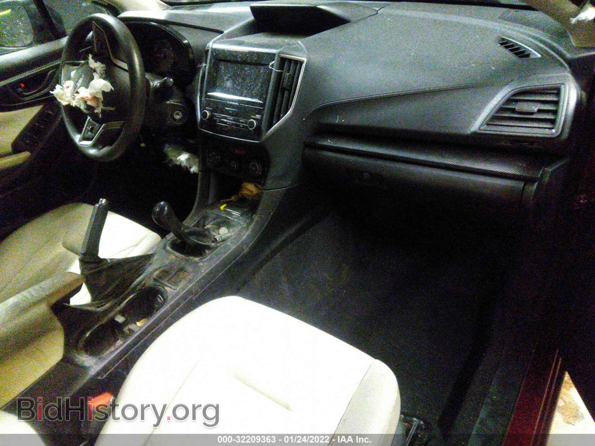 2018 SUBARU IMPREZA - VIN: 4S3GTAA65J1730352 - Фото 5