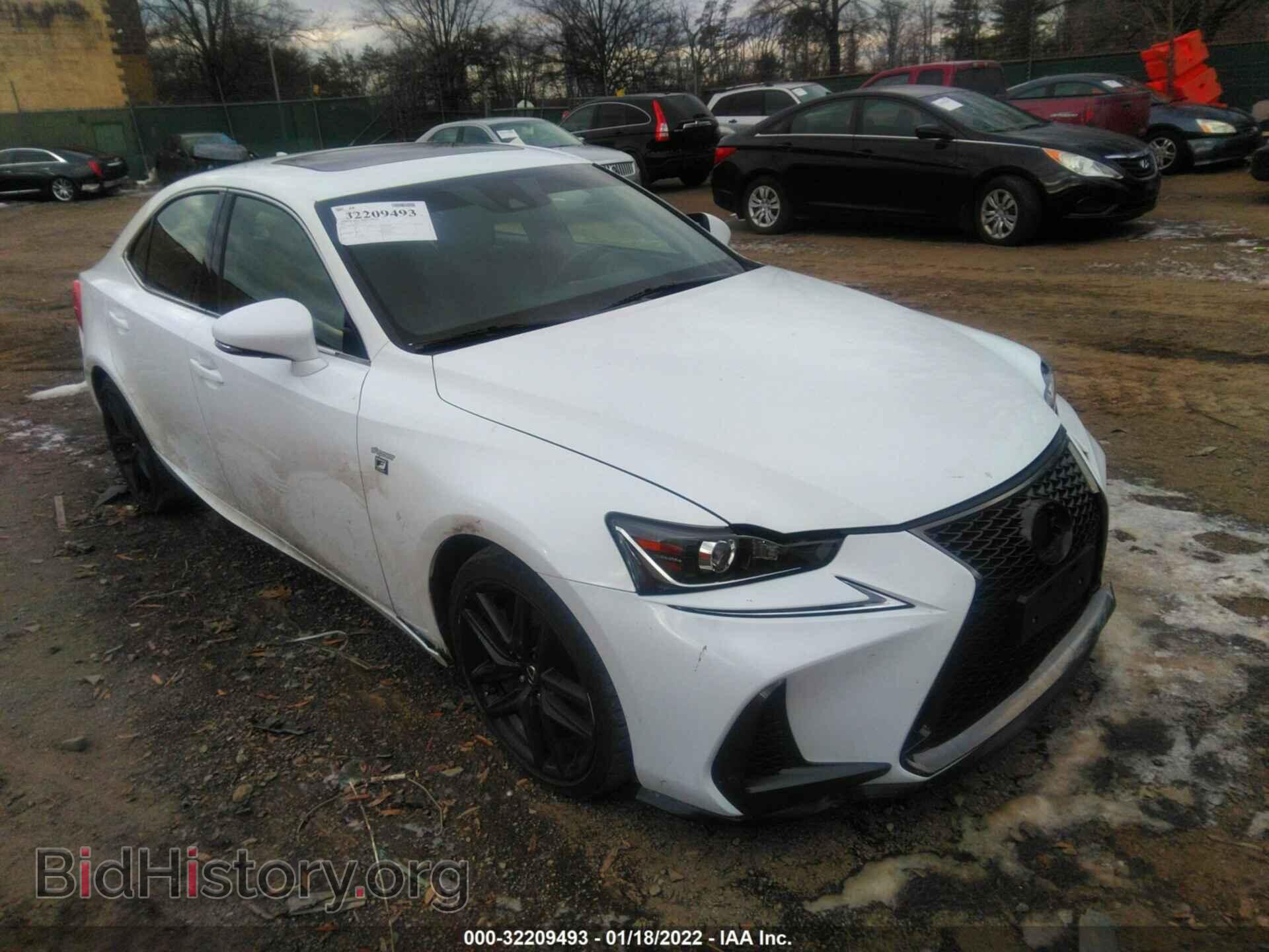 Photo JTHCM1D20H5024539 - LEXUS IS 2017