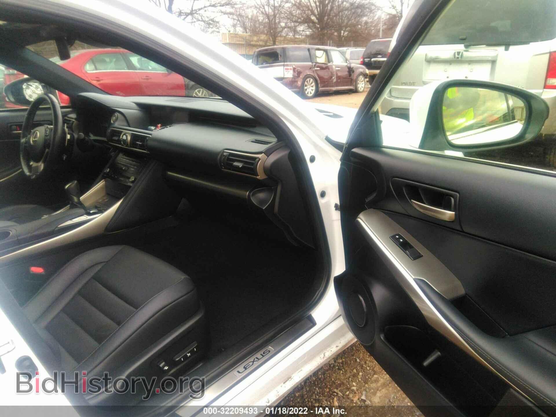 2017 LEXUS IS - VIN: JTHCM1D20H5024539 - Фото 5