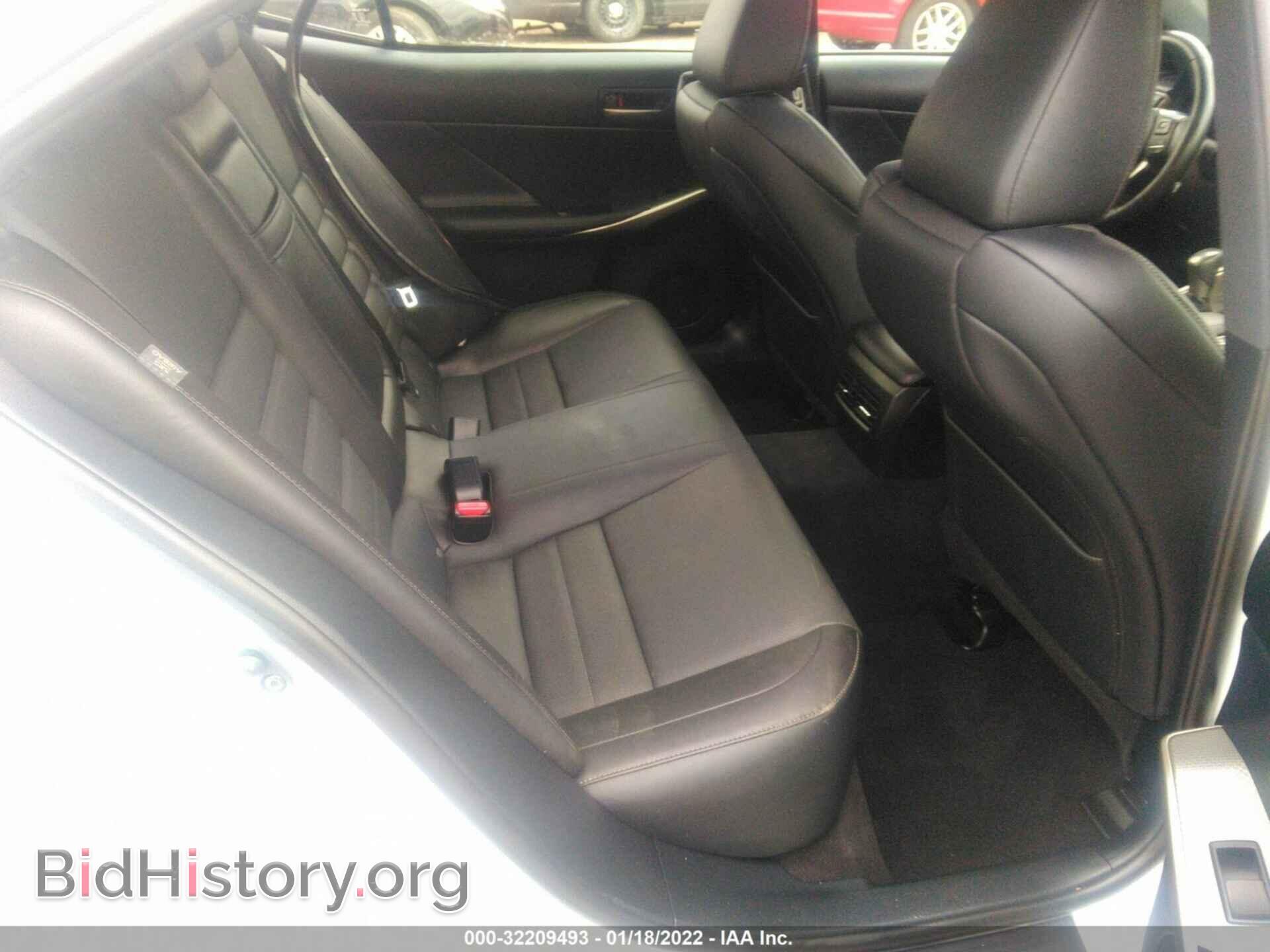 2017 LEXUS IS - VIN: JTHCM1D20H5024539 - Фото 8