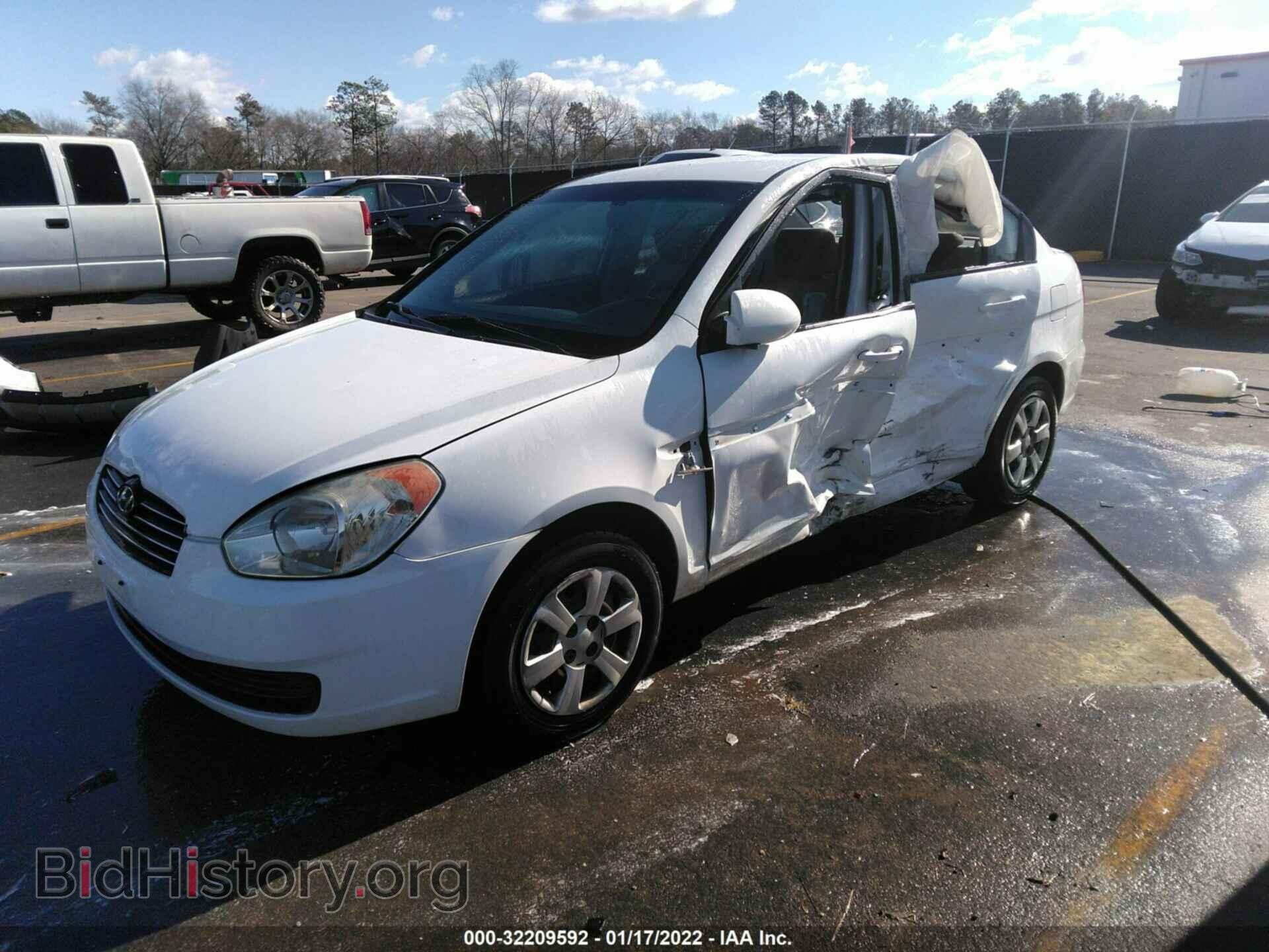 2007 HYUNDAI ACCENT - VIN: KMHCN46C77U112817 - Фото 2