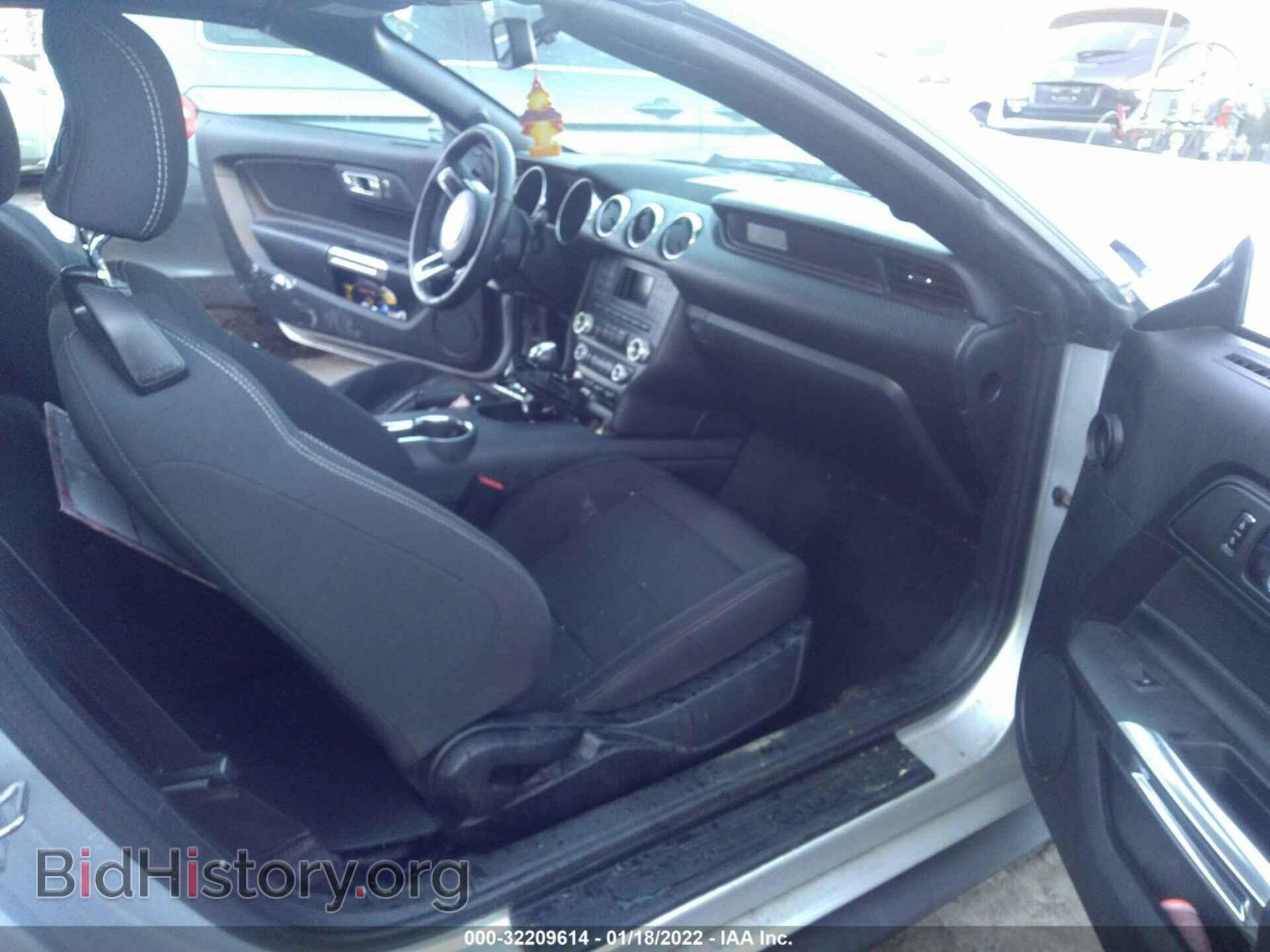 2016 FORD MUSTANG - VIN: 1FATP8EM8G5318308 - Фото 5
