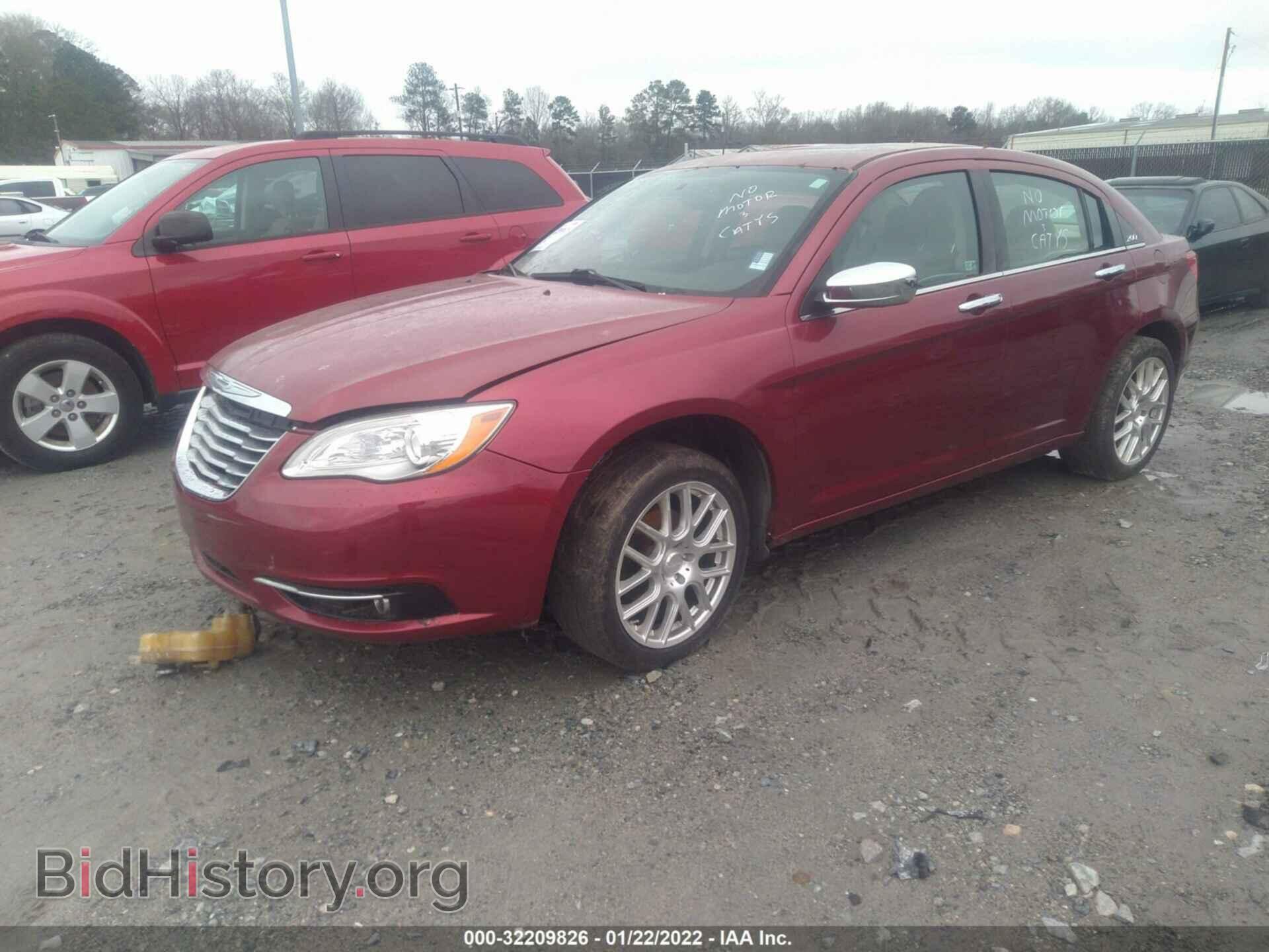 2013 CHRYSLER 200 - VIN: 1C3CCBCG4DN539839 - Фото 2