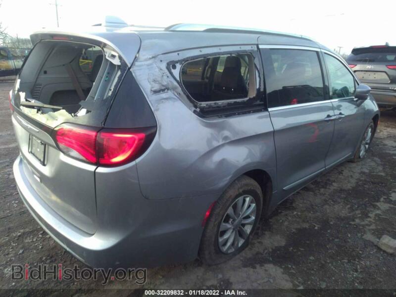 2018 Chrysler PACIFICA (VIN 2C4RC1BG6JR279587) — фото 4 из 10