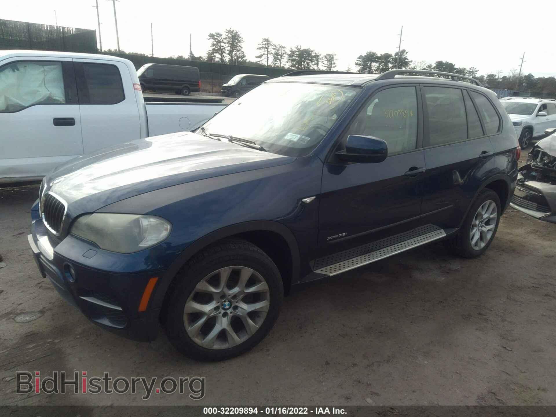 2011 BMW X5 - VIN: 5UXZV4C52BL738051 - Фото 2