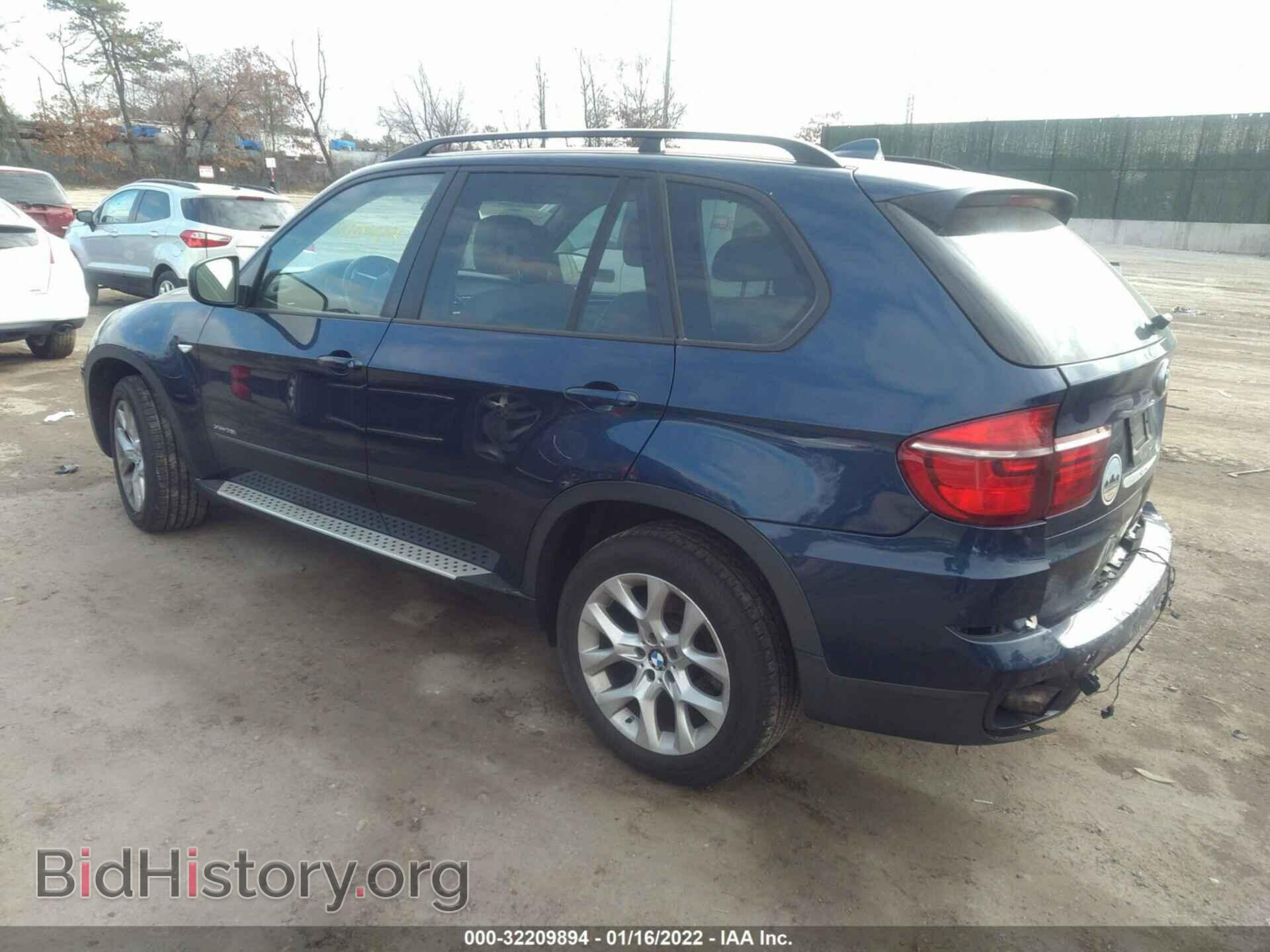2011 BMW X5 - VIN: 5UXZV4C52BL738051 - Фото 3