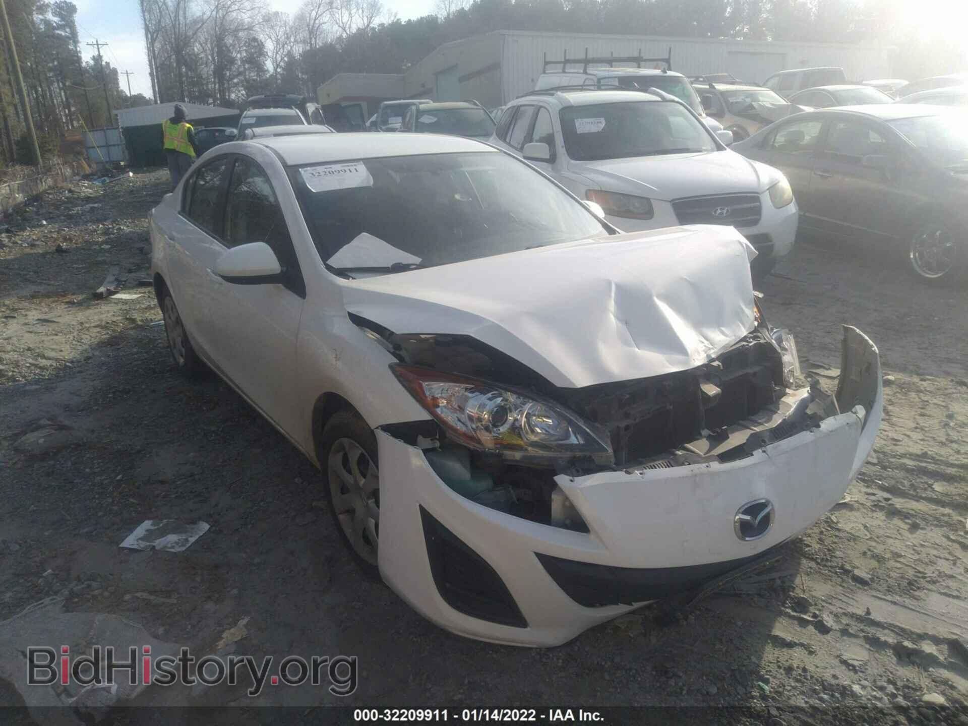 Фотография JM1BL1UF9B1359817 - MAZDA MAZDA3 2011