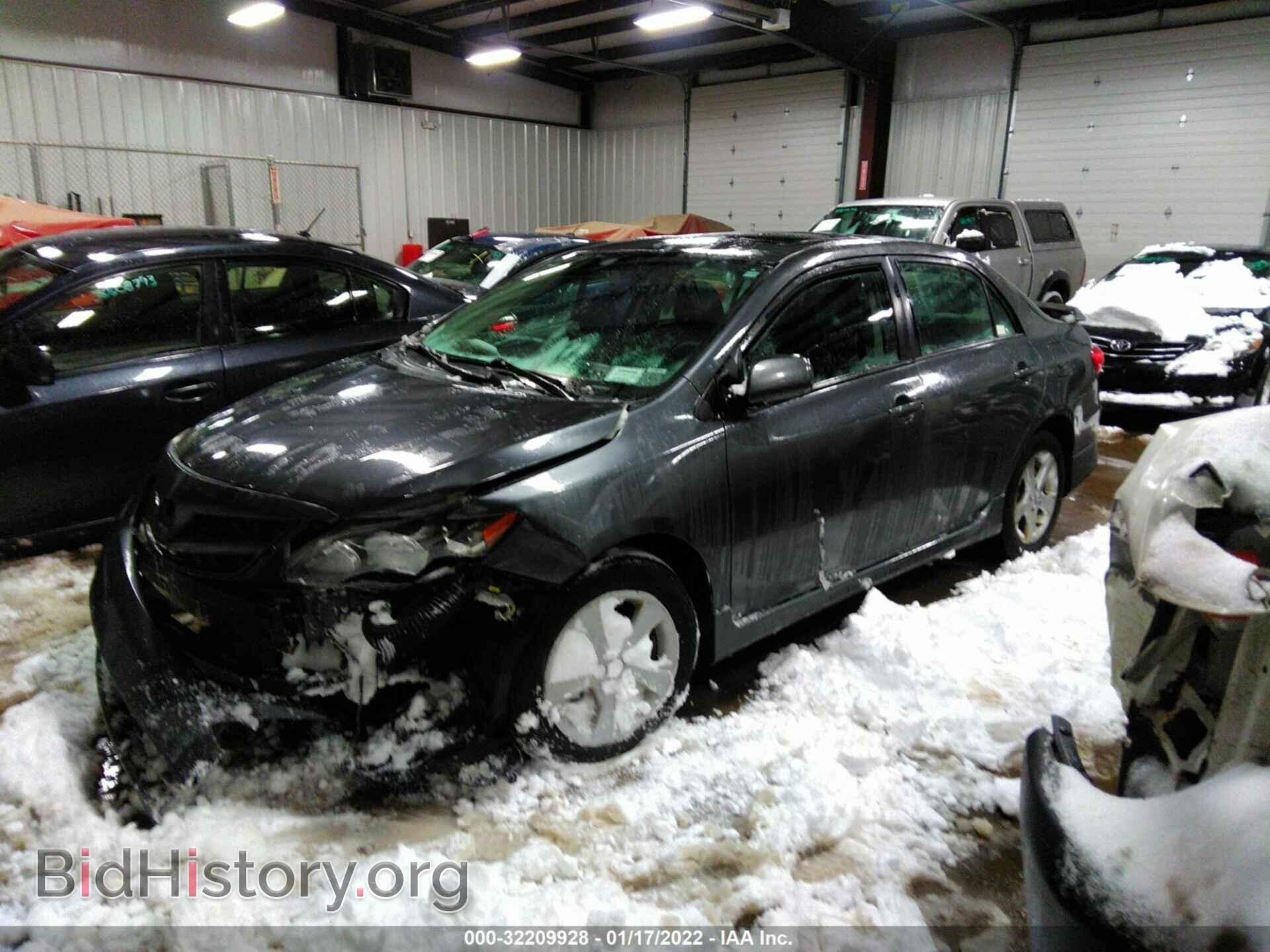 2011 TOYOTA COROLLA - VIN: 2T1BU4EE6BC650582 - Фото 2