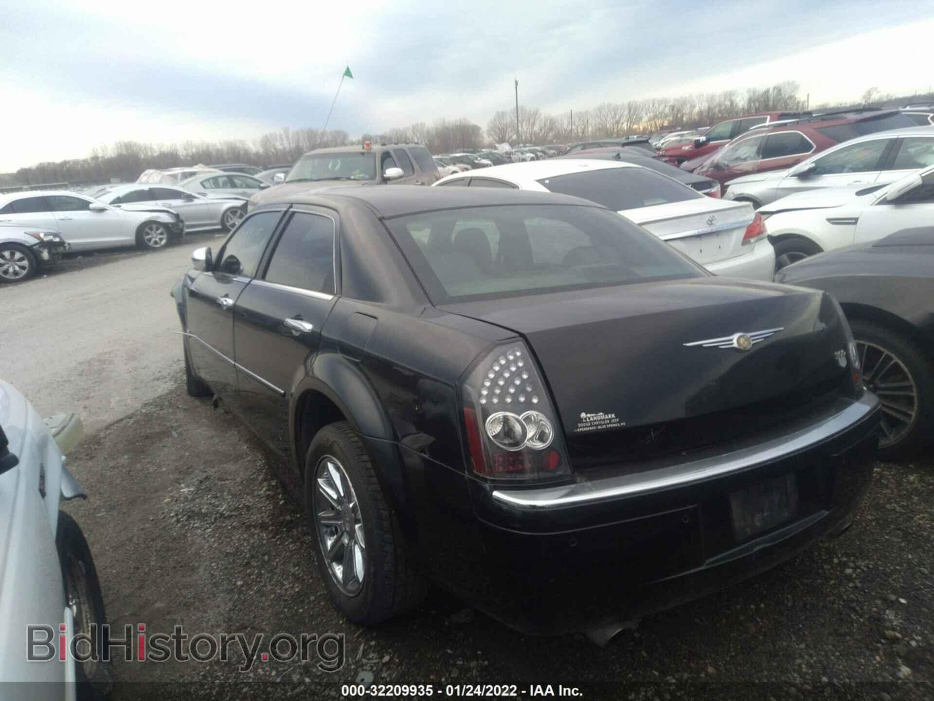 2006 CHRYSLER 300 - VIN: 2C3LA63H56H246310 - Фото 3