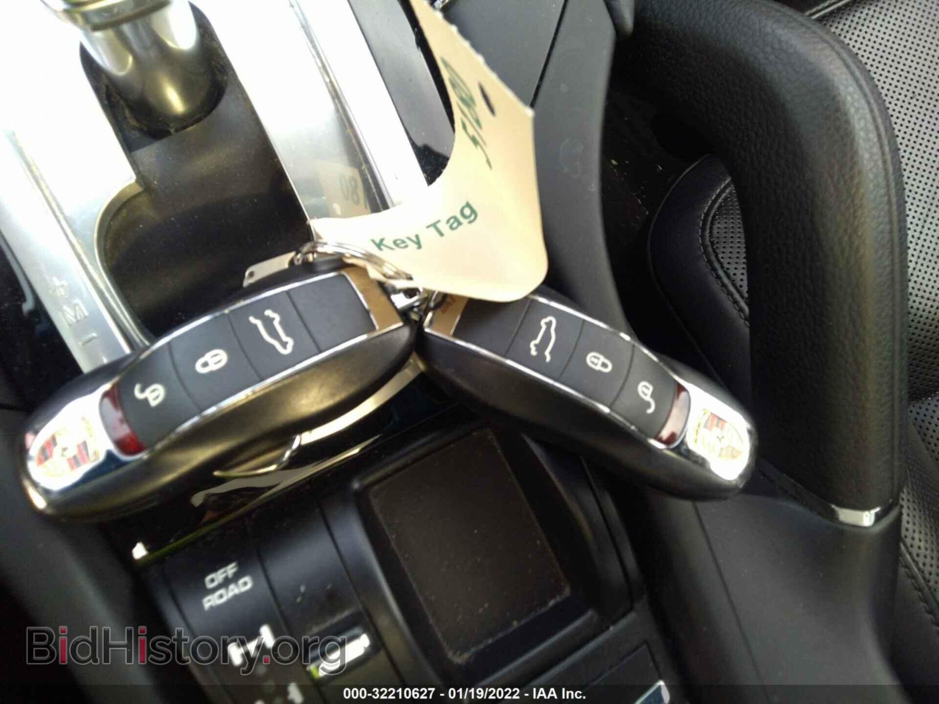 2016 PORSCHE CAYENNE - VIN: WP1AA2A21GKA12250 - Фото 11