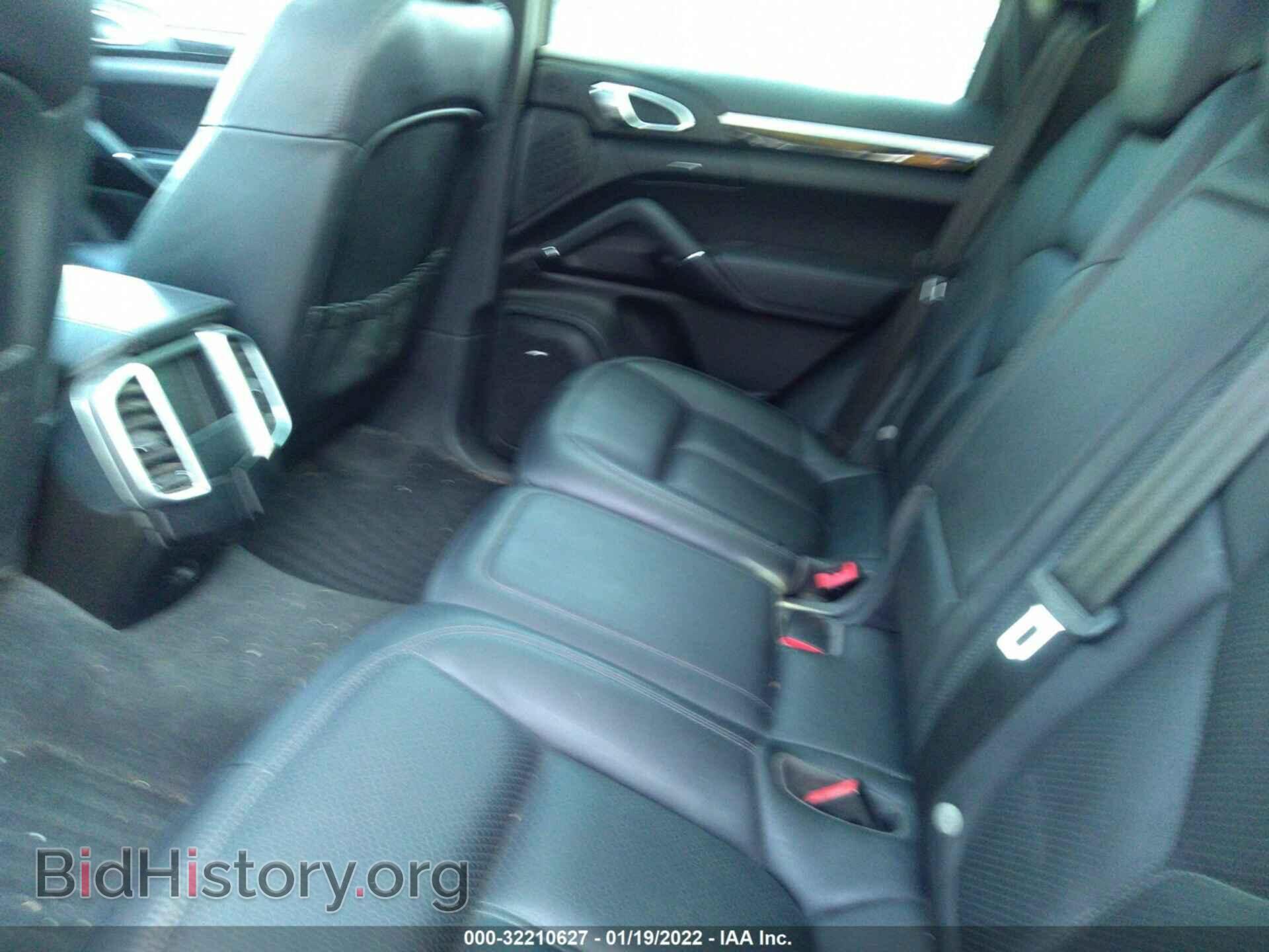 2016 PORSCHE CAYENNE - VIN: WP1AA2A21GKA12250 - Фото 8