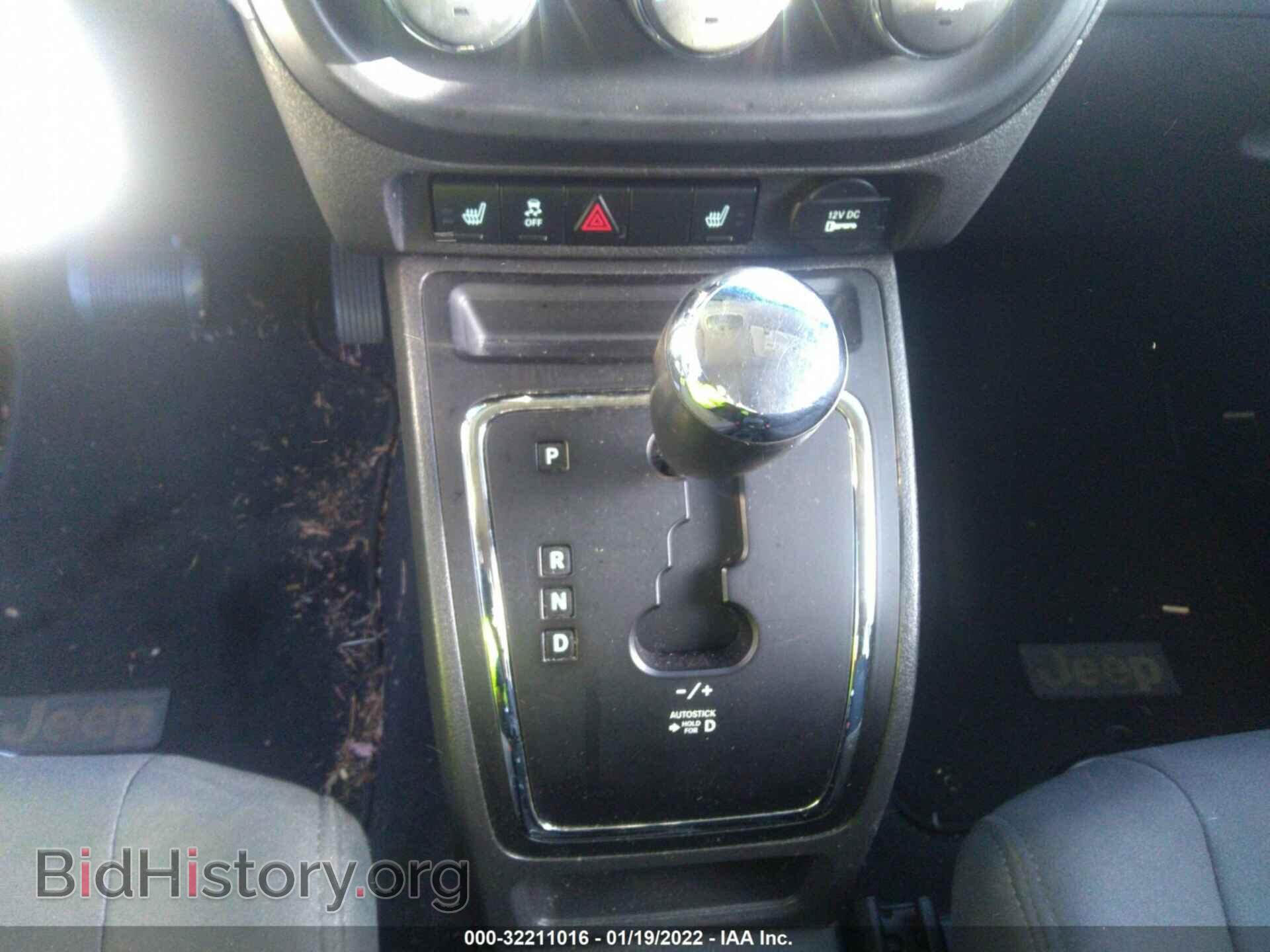 2011 JEEP COMPASS - VIN: 1J4NF1FB6BD150123 - Фото 12