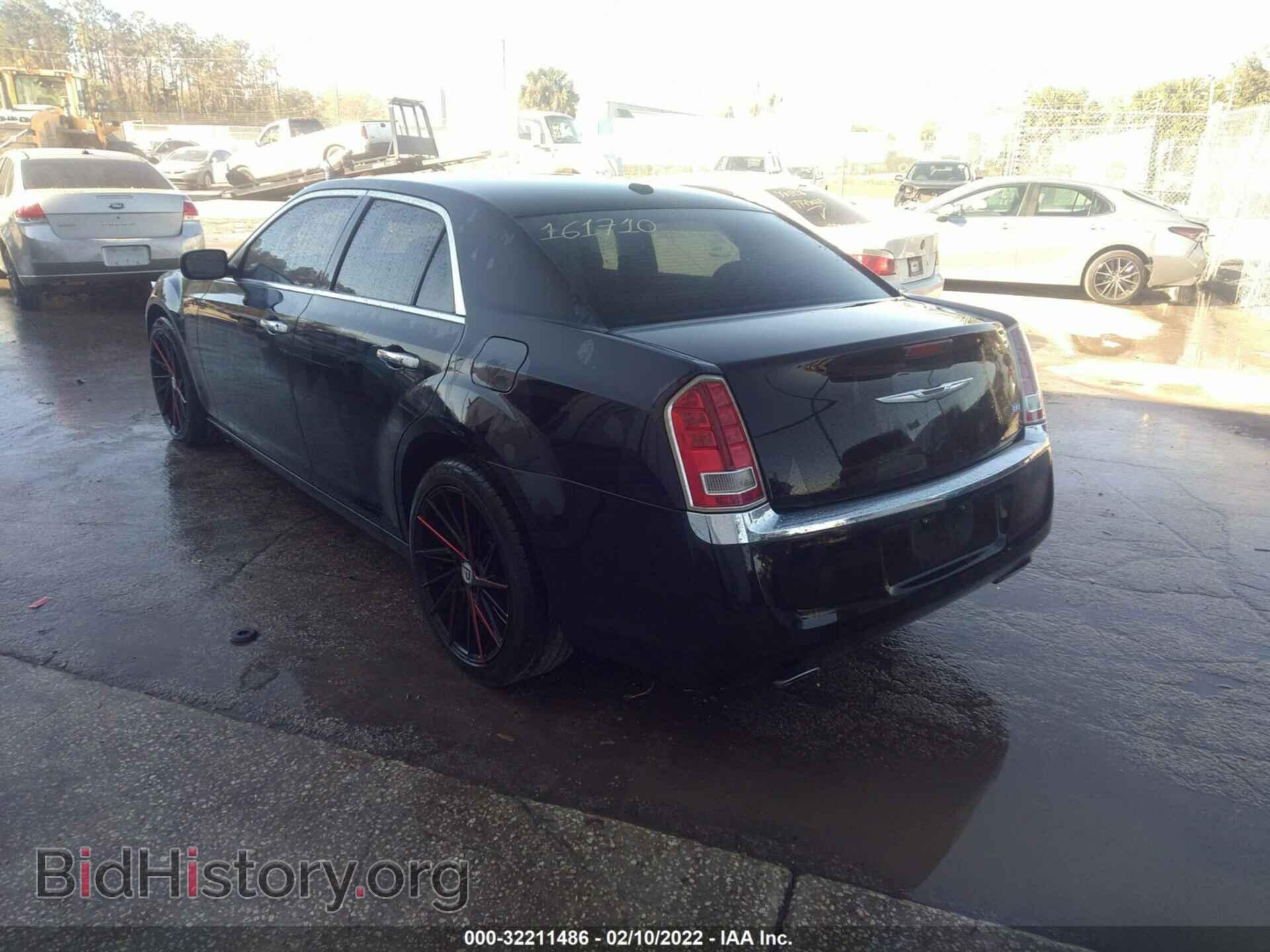 2012 CHRYSLER 300 - VIN: 2C3CCACG1CH161710 - Фото 3