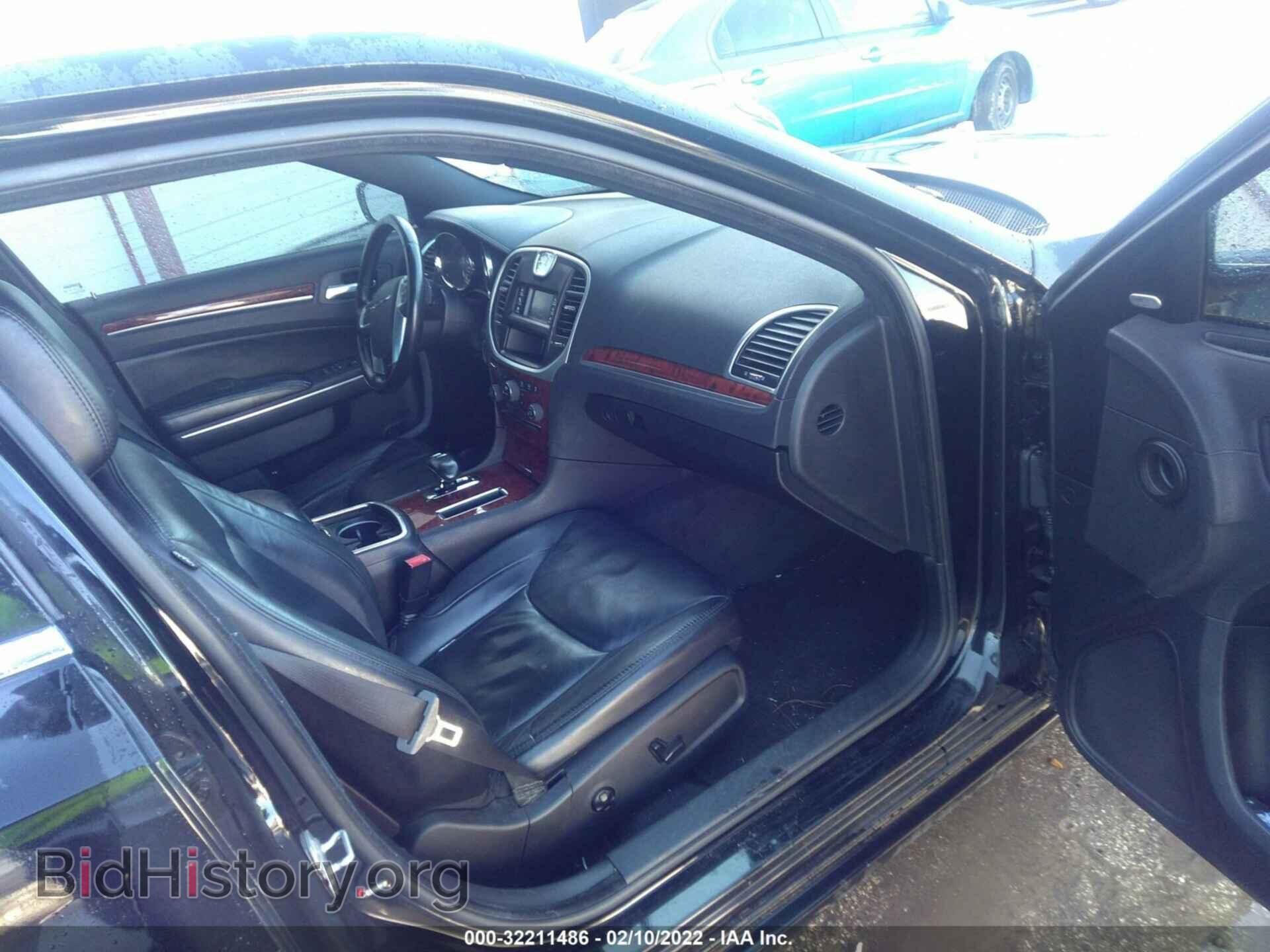 2012 CHRYSLER 300 - VIN: 2C3CCACG1CH161710 - Фото 5