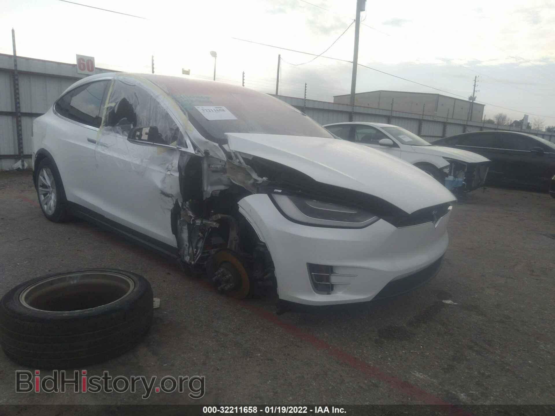 Photo 5YJXCAE28HF058098 - TESLA MODEL X 2017