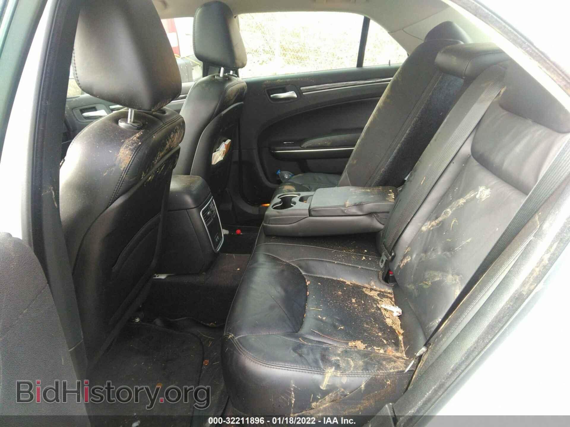 2017 CHRYSLER 300 - VIN: 2C3CCARGXHH631134 - Фото 8