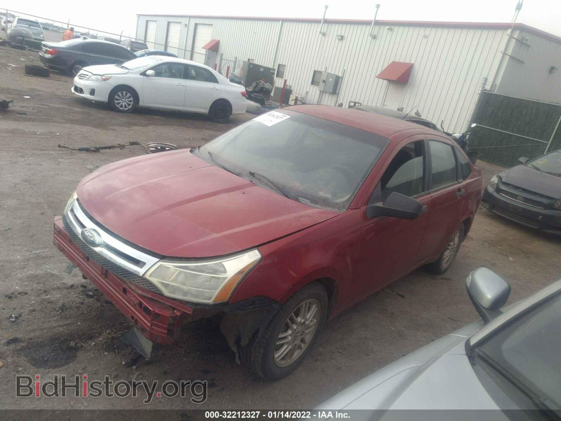 2009 FORD FOCUS - VIN: 1FAHP35N09W106002 - Фото 2