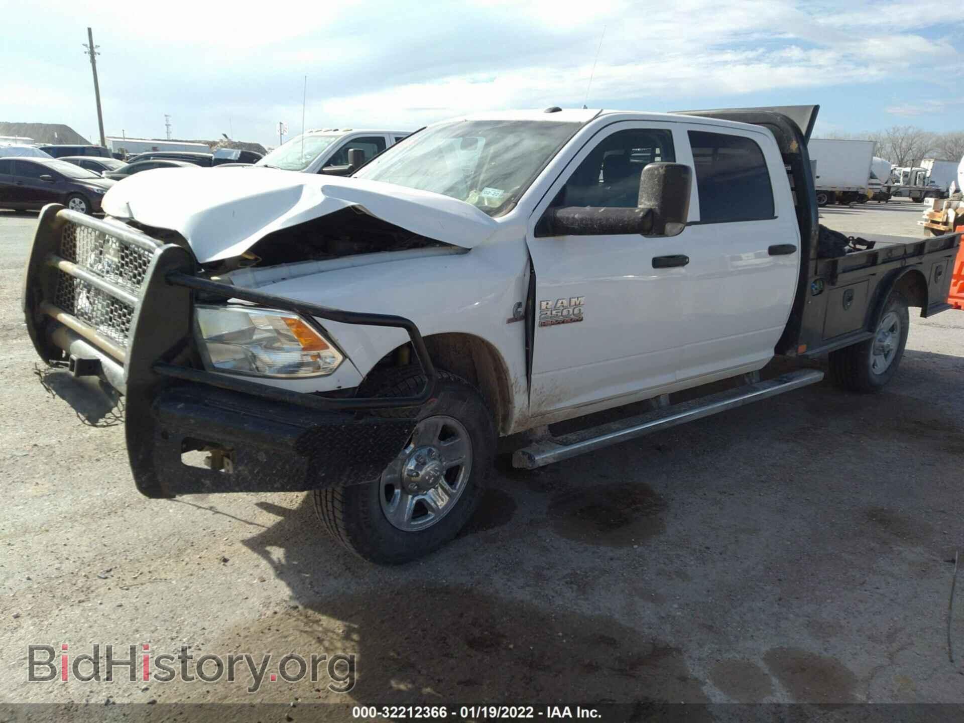 2018 RAM 2500 - VIN: 3C6UR5HL7JG206875 - Photo 2