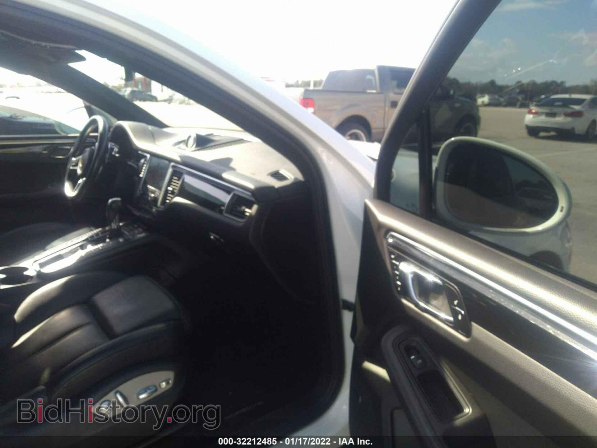 2017 PORSCHE MACAN - VIN: WP1AA2A51HLB06022 - Photo 5