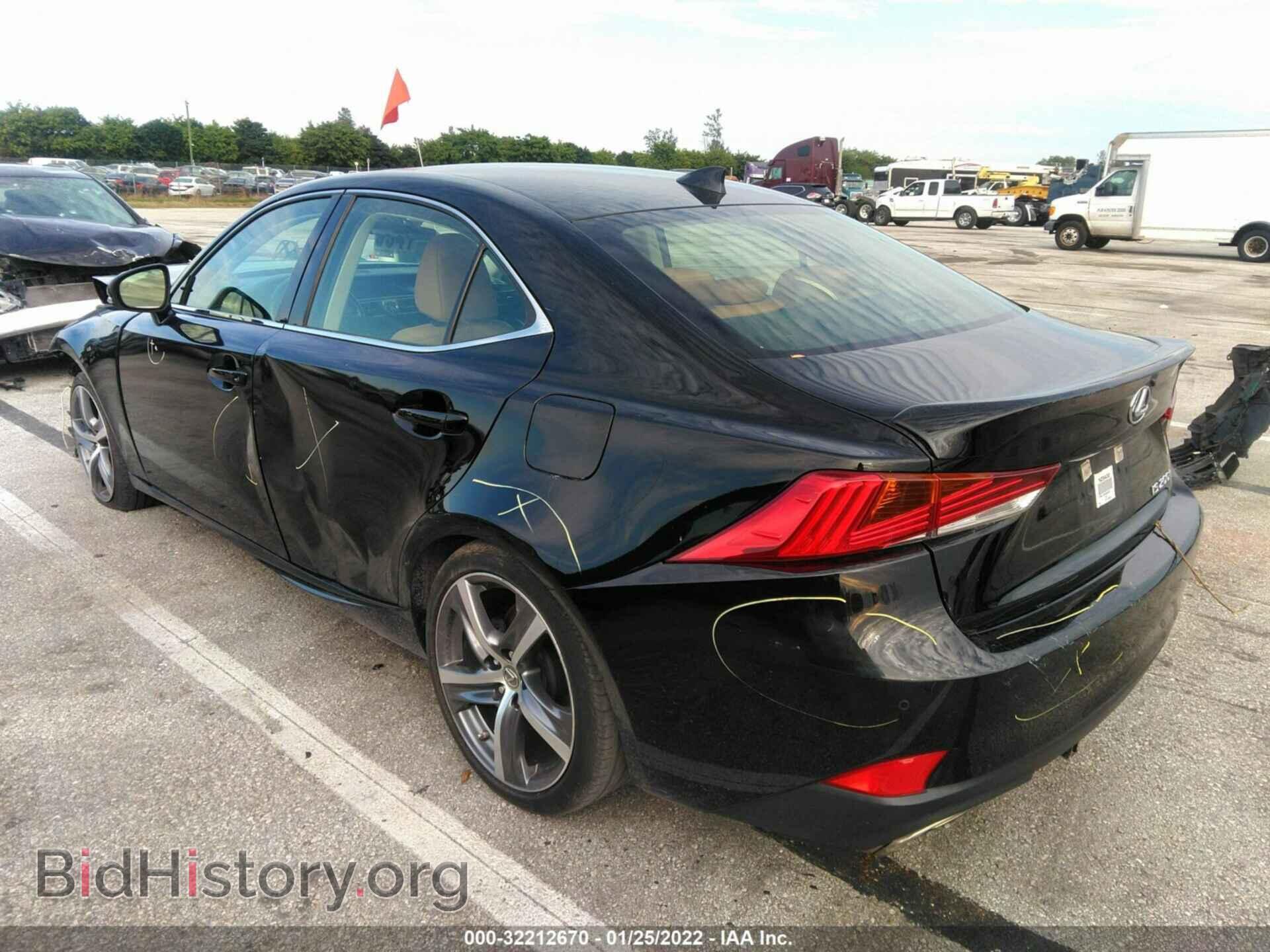2017 LEXUS IS - VIN: JTHBA1D25H5052437 - Фото 3