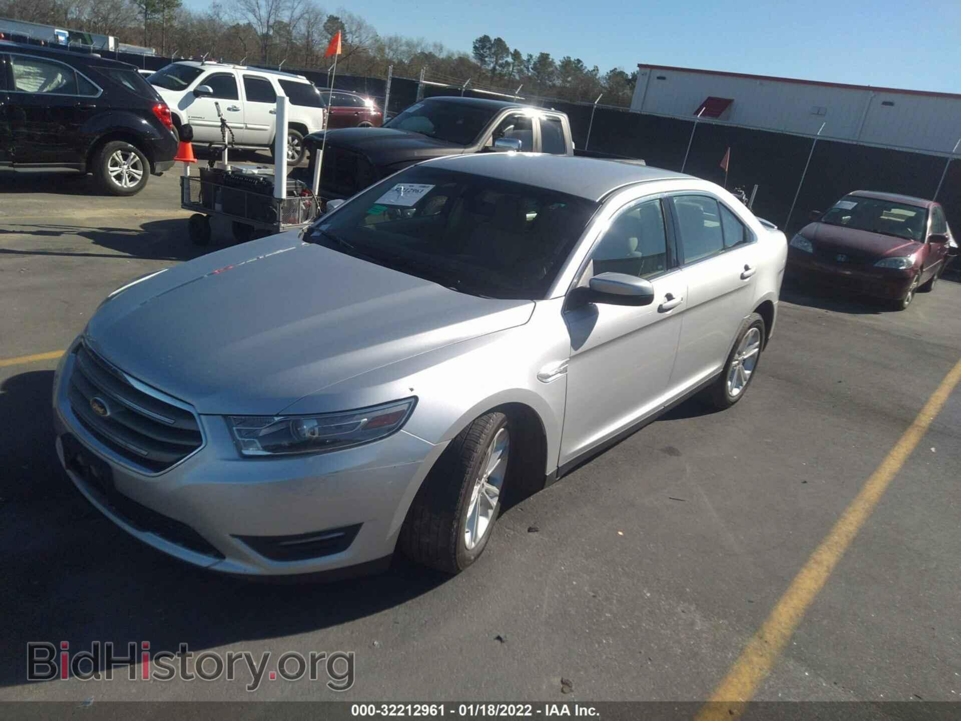 2013 FORD TAURUS - VIN: 1FAHP2E80DG144157 - Фото 2