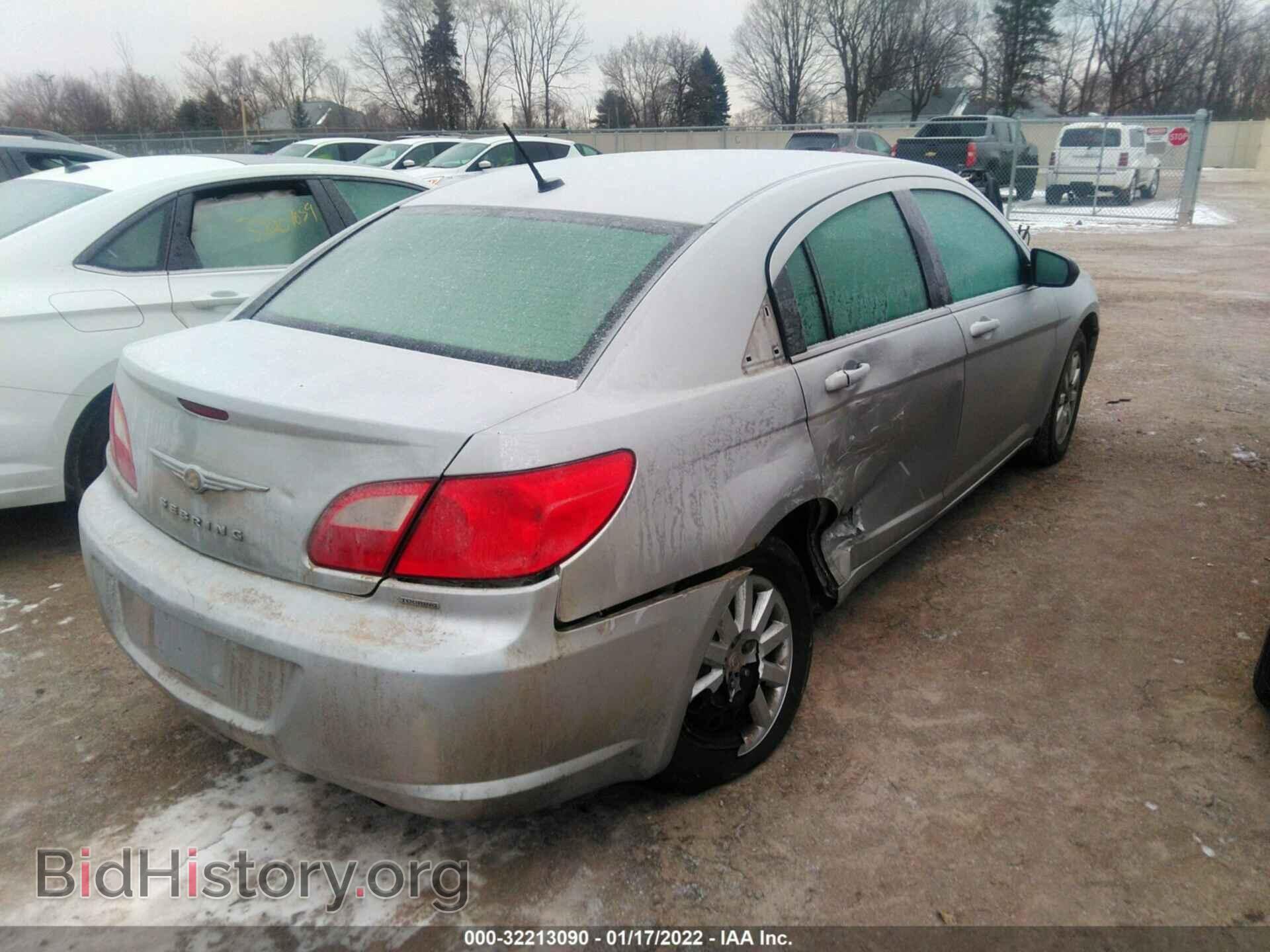 2010 CHRYSLER SEBRING - VIN: 1C3CC4FB4AN233926 - Фото 4