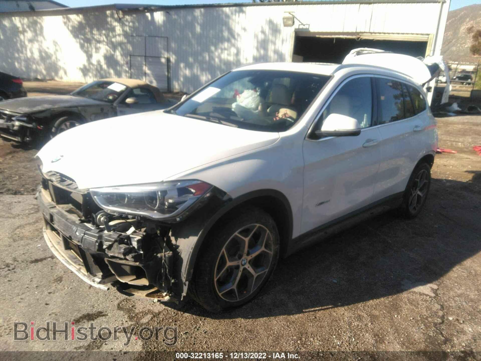 2017 BMW X1 - VIN: WBXHT3C30H5F75950 - Фото 2