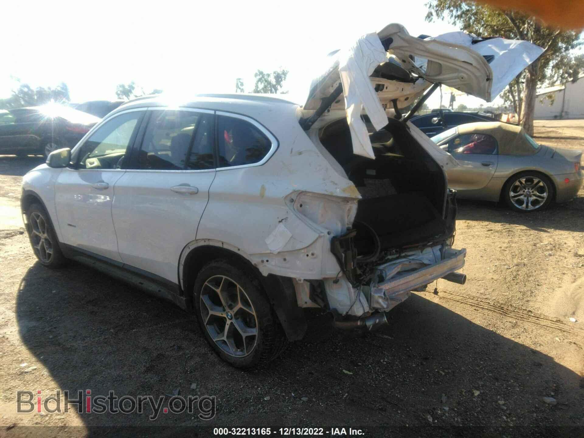 2017 BMW X1 - VIN: WBXHT3C30H5F75950 - Фото 3