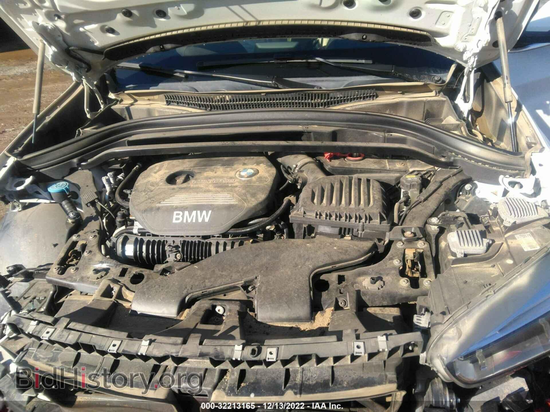 2017 BMW X1 - VIN: WBXHT3C30H5F75950 - Фото 10