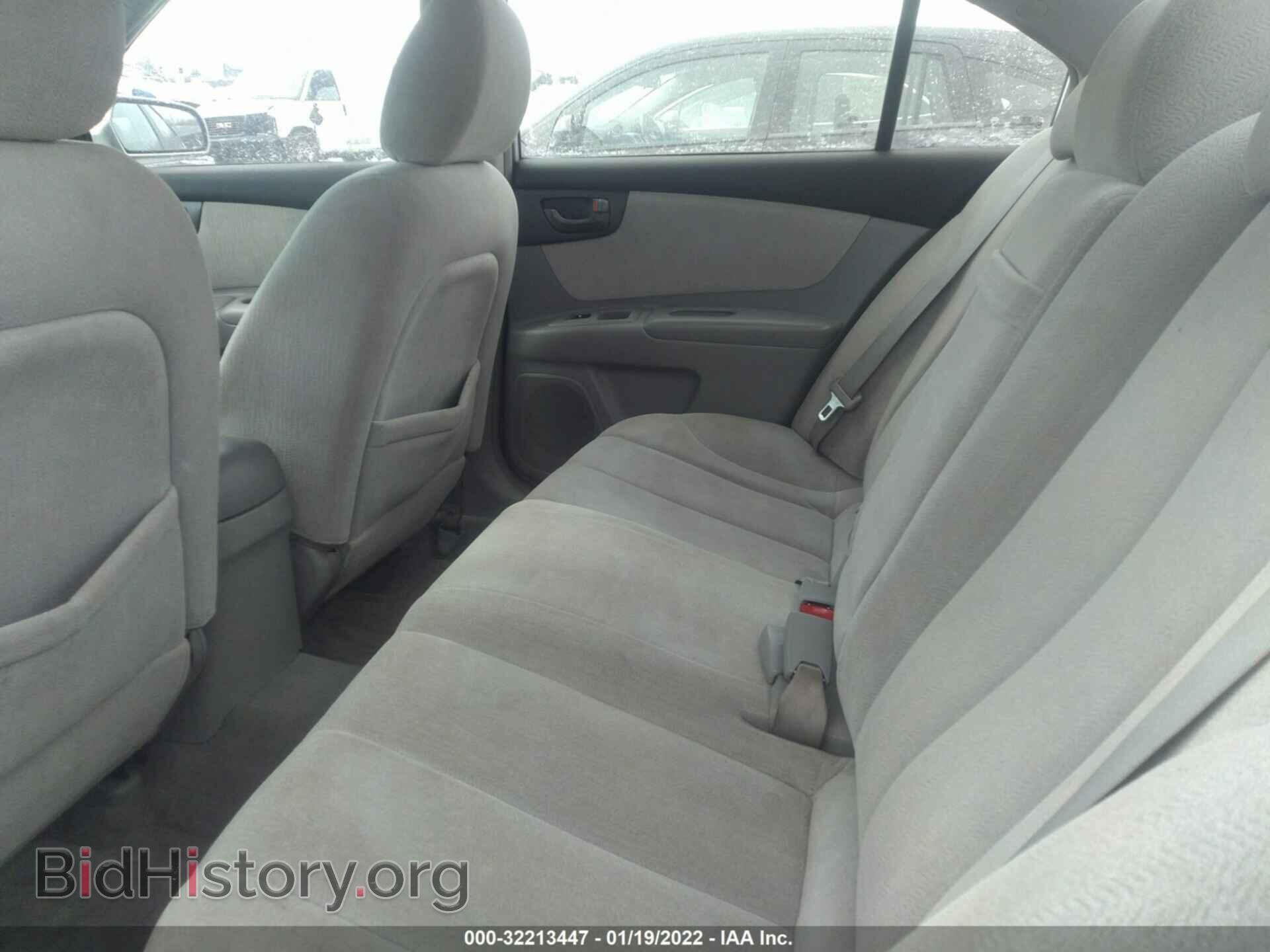 2006 KIA OPTIMA - VIN: KNAGE123765052957 - Фото 8