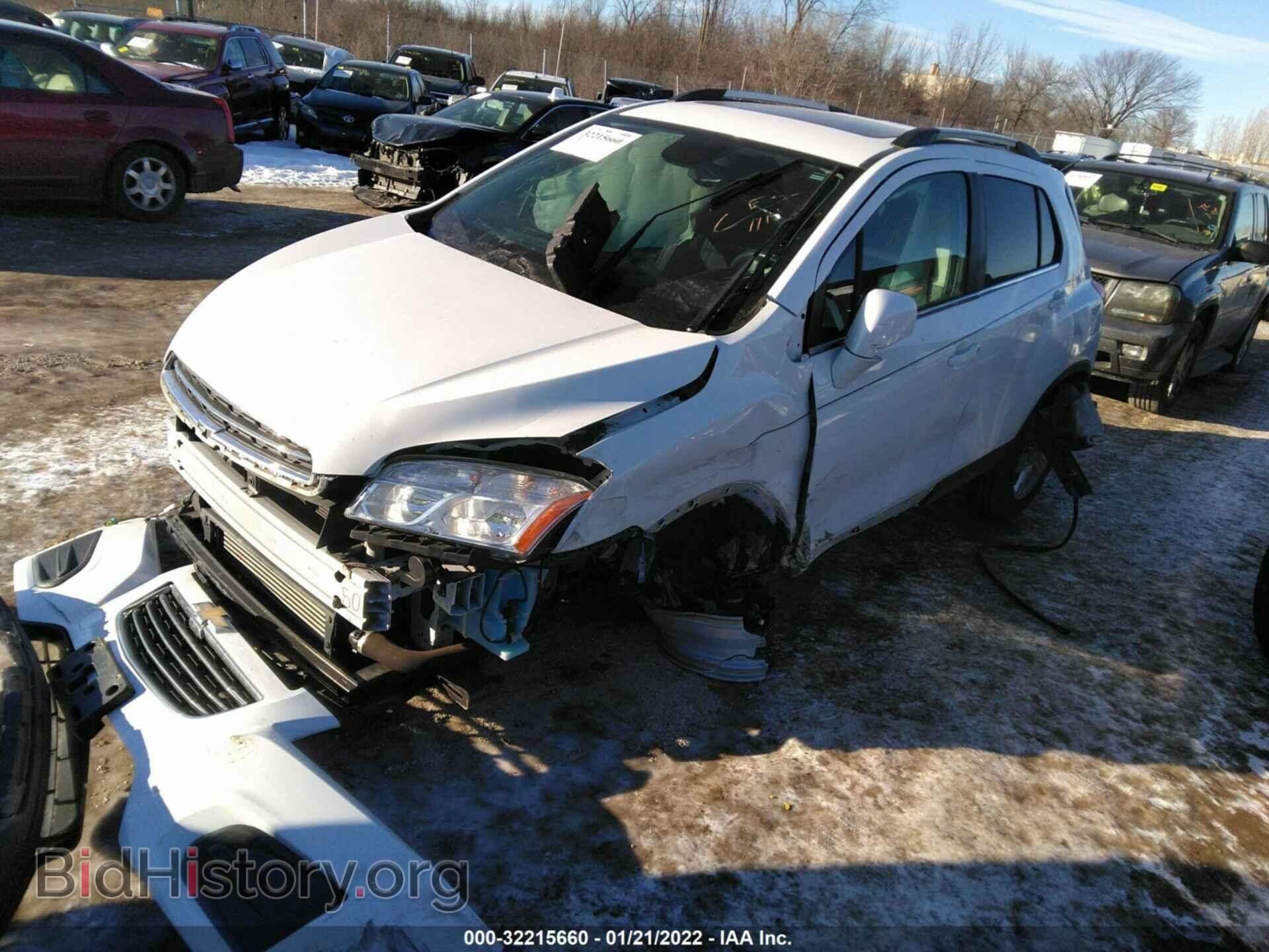 2016 CHEVROLET TRAX - VIN: 3GNCJLSB0GL231320 - Фото 2