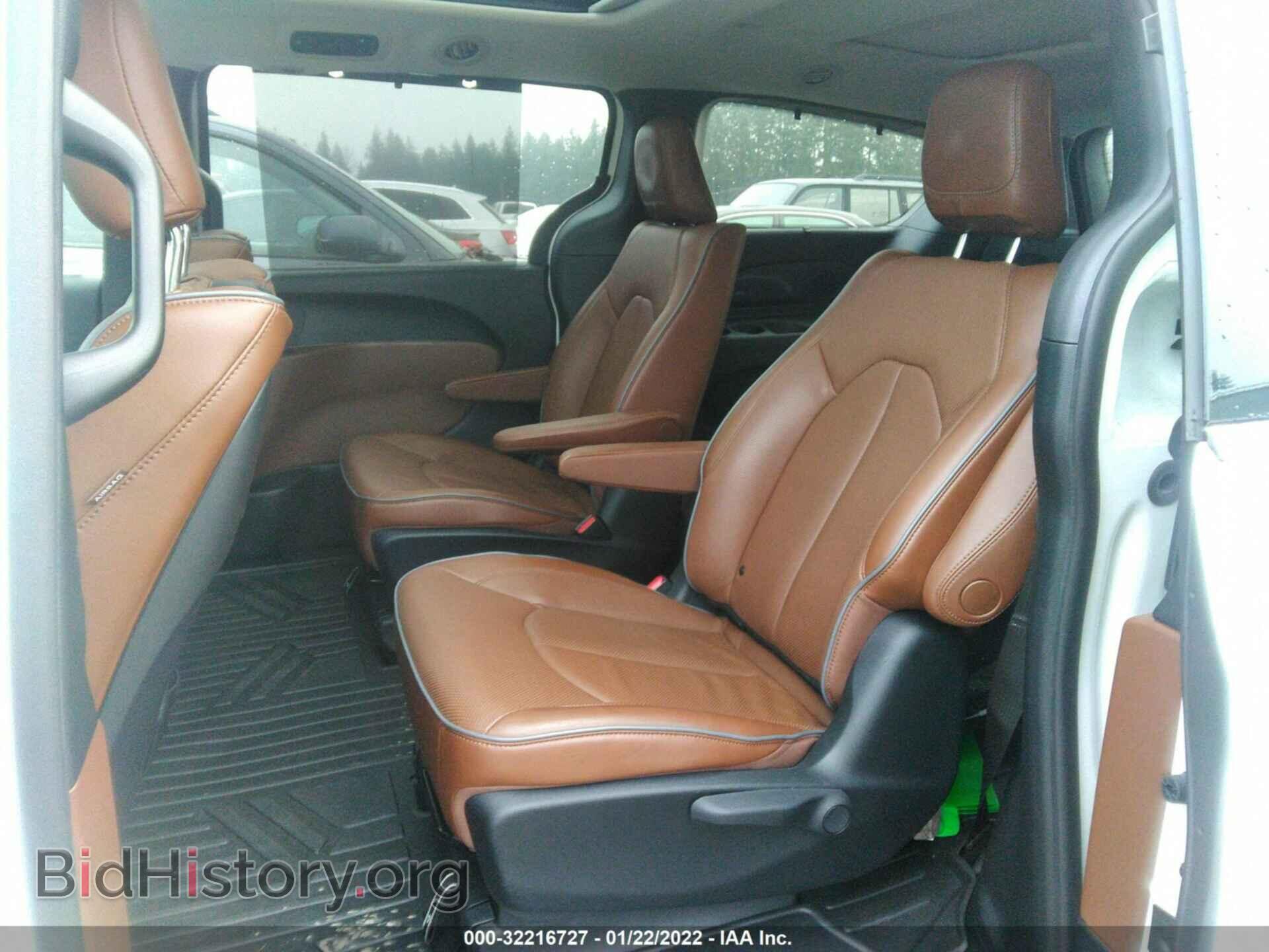 2018 CHRYSLER PACIFICA - VIN: 2C4RC1N76JR359256 - Фото 8