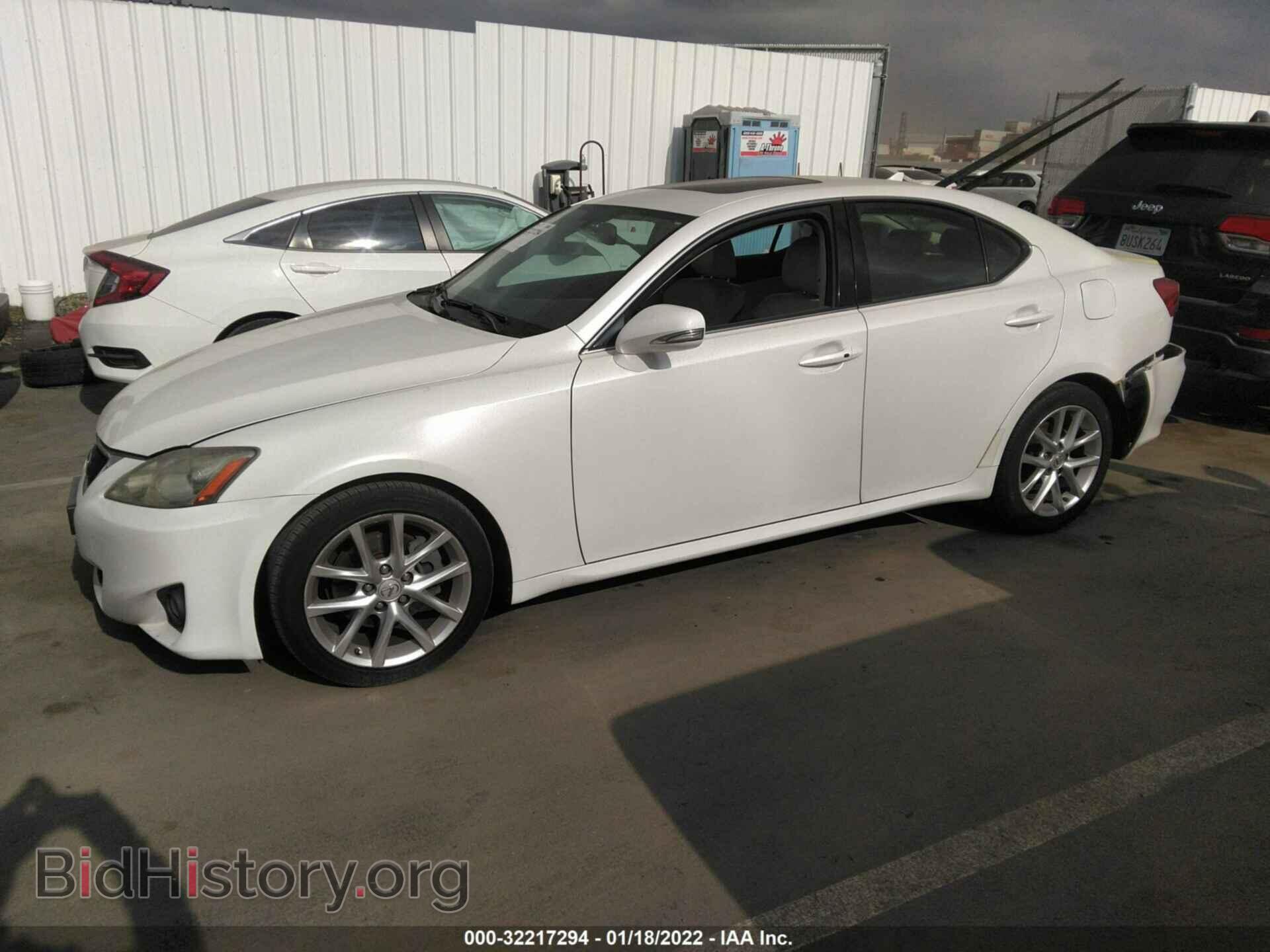 2011 LEXUS IS 250 - VIN: JTHBF5C24B5152188 - Фото 2