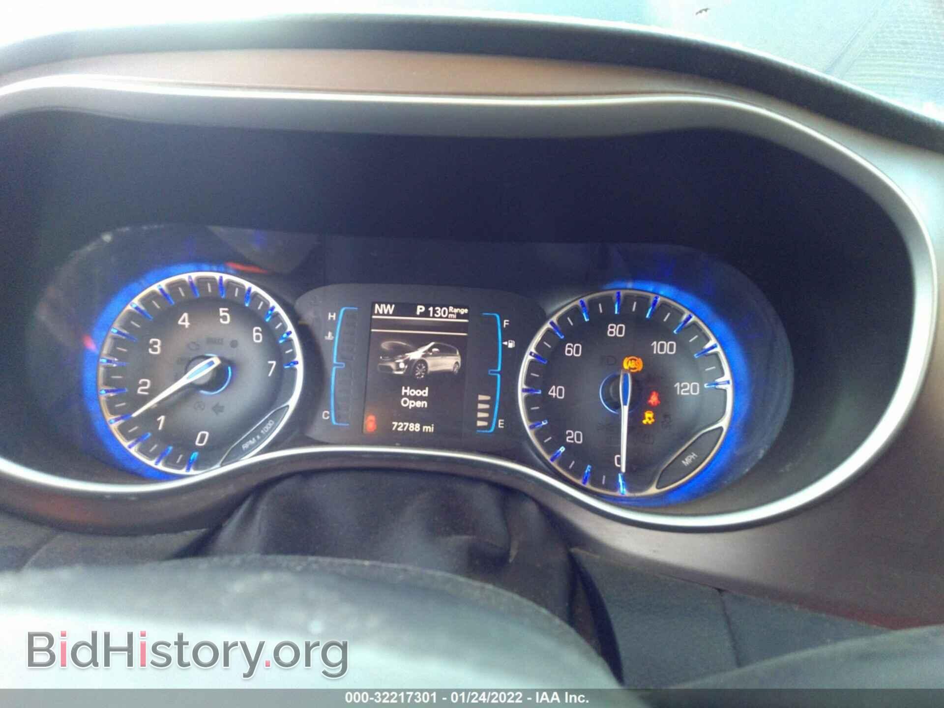 2017 CHRYSLER PACIFICA - VIN: 2C4RC1BGXHR752577 - Фото 7